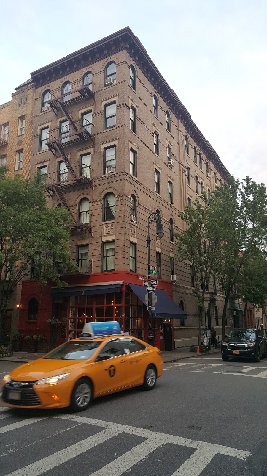 Photo of The Little Owl in New York City, New York, United States - 7 Picture of Restaurant, Food, Point of interest, Establishment, Bar