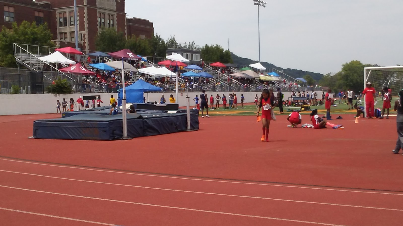 Photo of Bauerle Field House in Paterson City, New Jersey, United States - 1 Picture of Point of interest, Establishment, Stadium