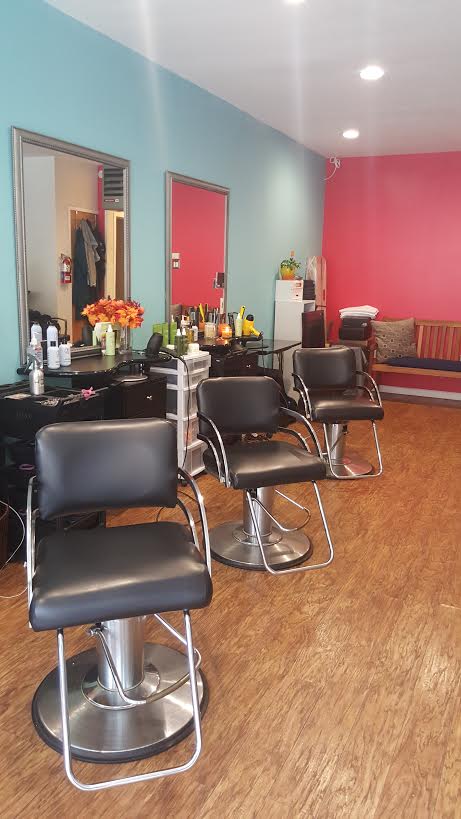Photo of Wet and Dry Hair Lounge in Bronx City, New York, United States - 1 Picture of Point of interest, Establishment, Beauty salon, Hair care