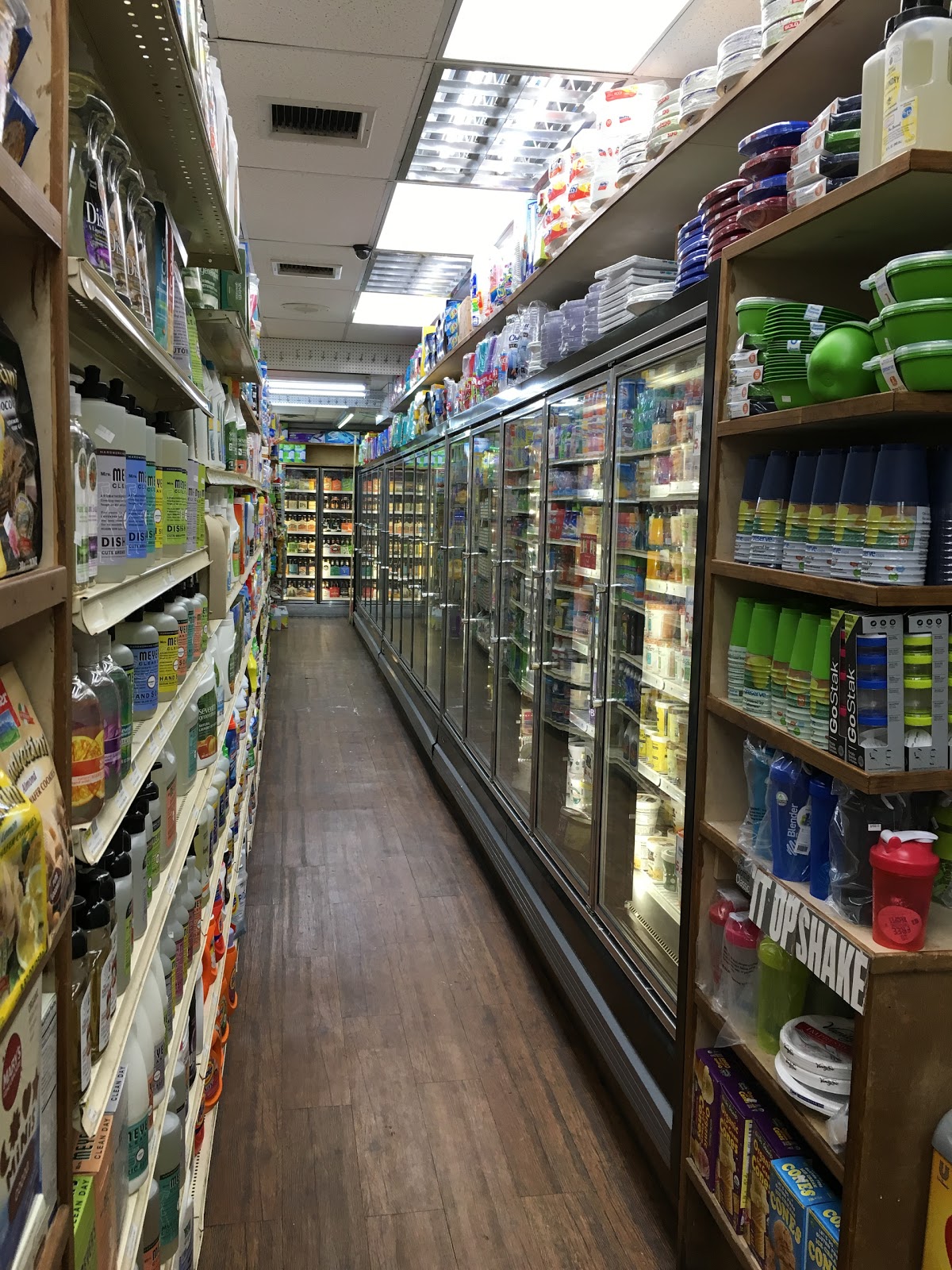 Photo of Food Train in Brooklyn City, New York, United States - 3 Picture of Food, Point of interest, Establishment, Store, Grocery or supermarket, Convenience store