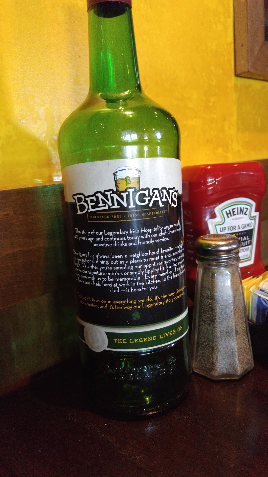 Photo of Bennigan's in Saddle Brook City, New Jersey, United States - 9 Picture of Restaurant, Food, Point of interest, Establishment, Bar