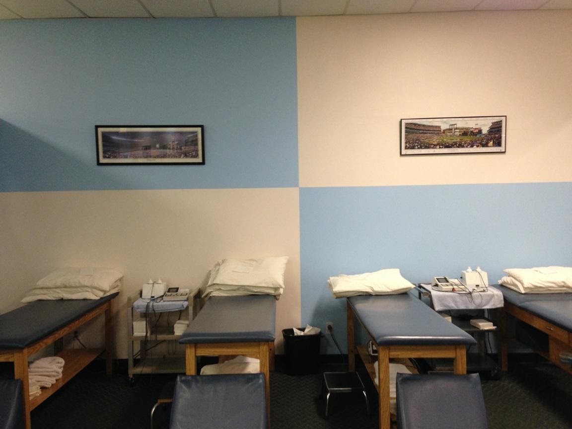 Photo of Island Sports Physical Therapy in Glen Cove City, New York, United States - 2 Picture of Point of interest, Establishment, Health, Physiotherapist