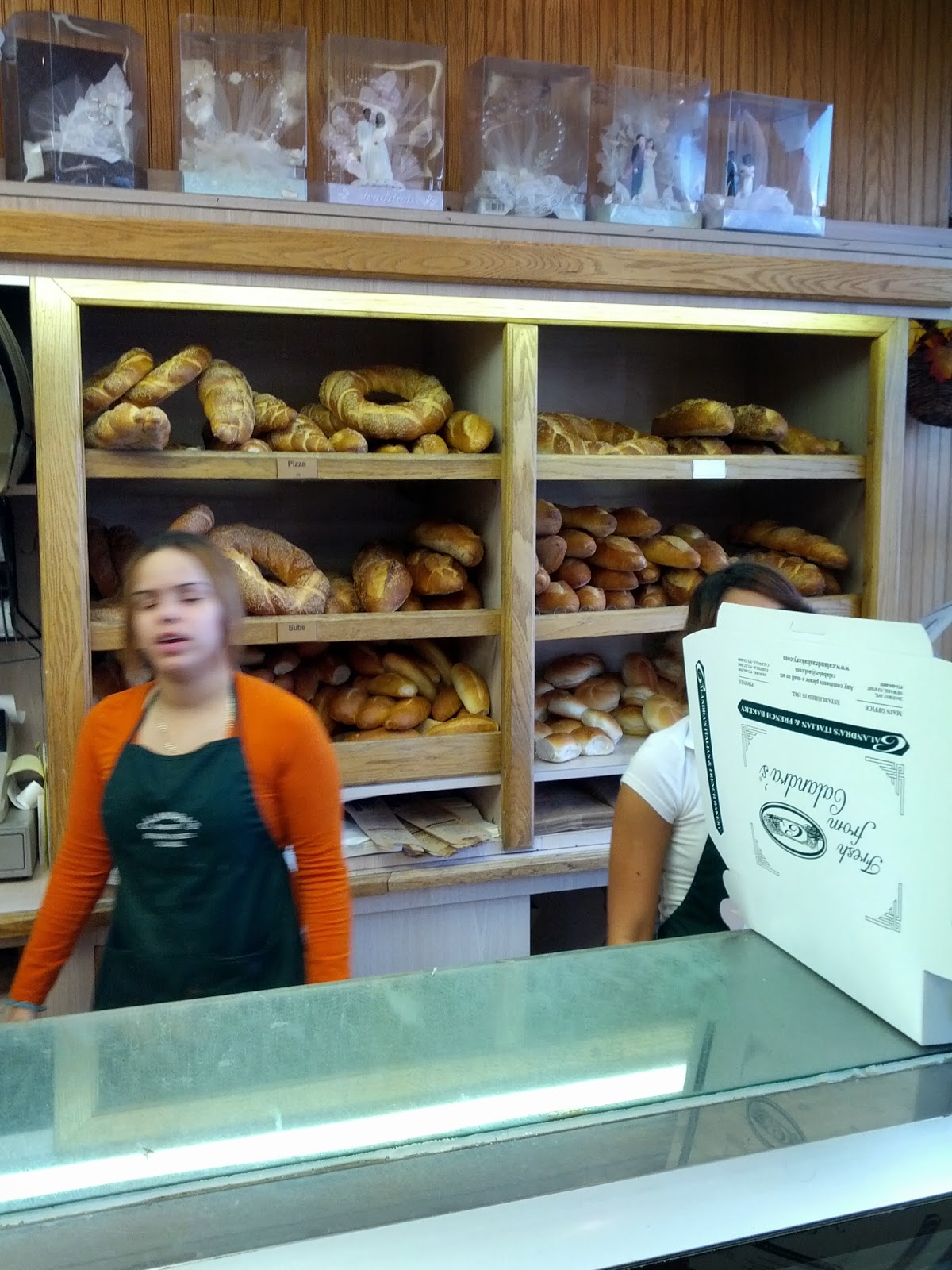 Photo of Calandra's Bakery in Newark City, New Jersey, United States - 2 Picture of Food, Point of interest, Establishment, Store, Bakery