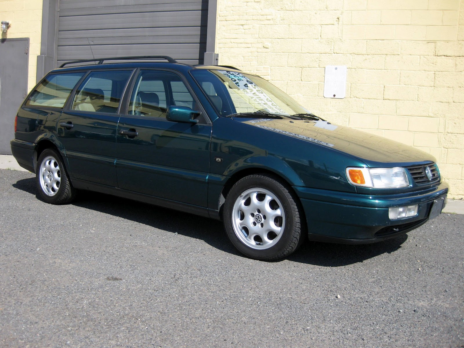 Photo of Left Lane Cars in Irvington City, New Jersey, United States - 6 Picture of Point of interest, Establishment, Car repair