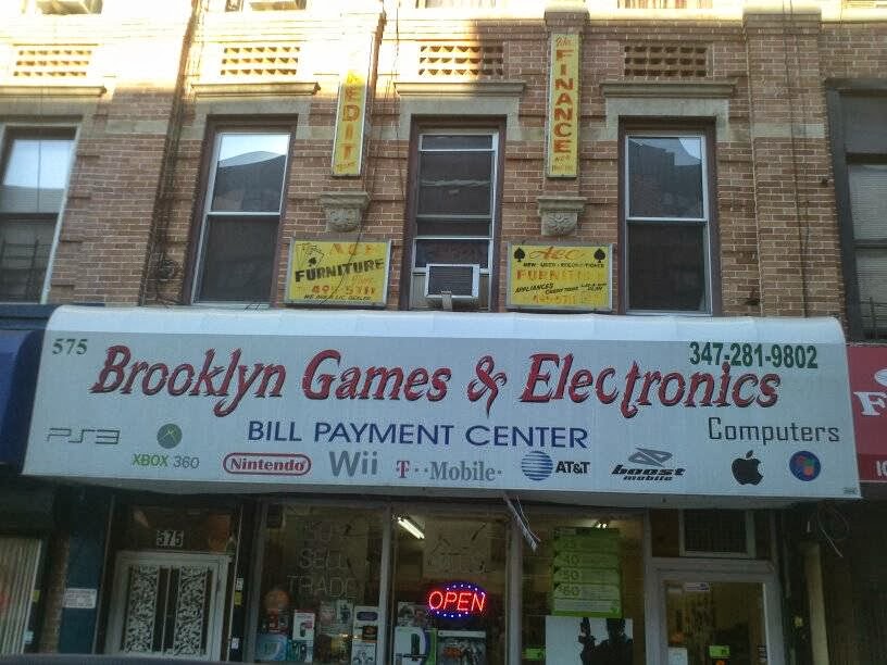 Photo of BROOKLYN CELL PHONES AND ELECTRONICS in Kings County City, New York, United States - 1 Picture of Point of interest, Establishment, Store, Electronics store