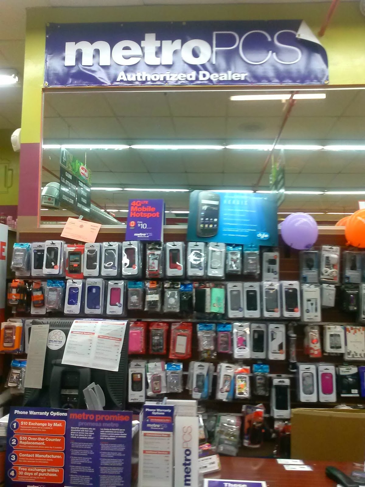 Photo of MetroPCS Authorized Dealer in Jamaica City, New York, United States - 4 Picture of Point of interest, Establishment, Store