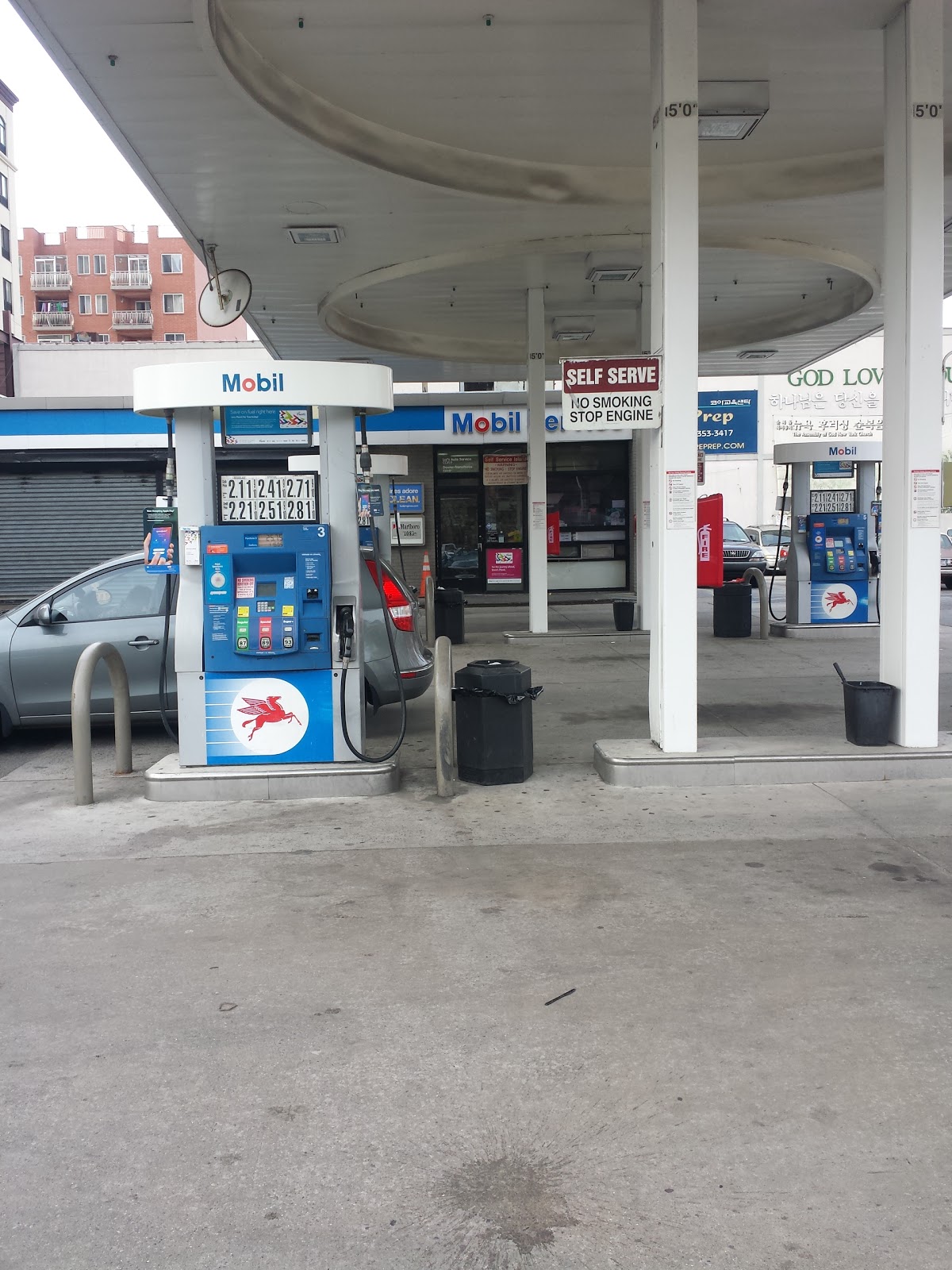 Photo of Mobil in Queens City, New York, United States - 2 Picture of Point of interest, Establishment, Gas station