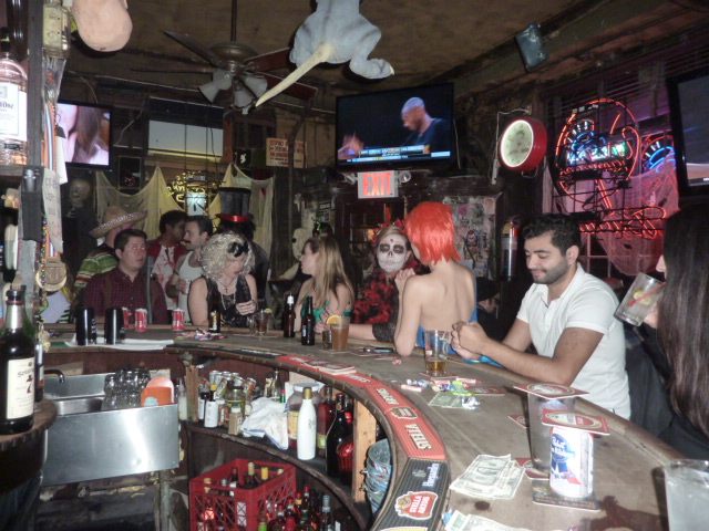 Photo of Vazac's Horseshoe Bar in New York City, New York, United States - 2 Picture of Point of interest, Establishment, Bar