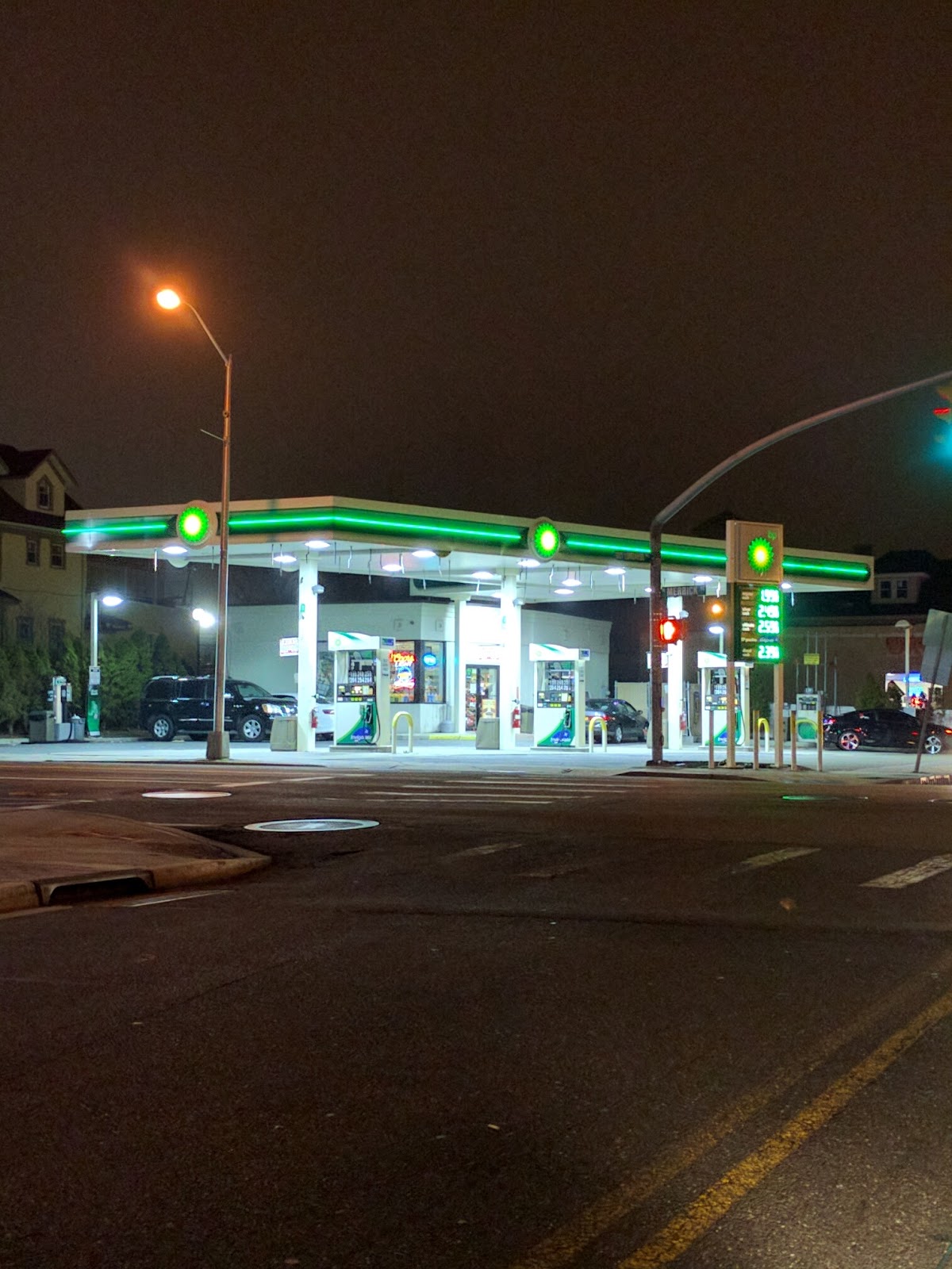 Photo of BP in Freeport City, New York, United States - 1 Picture of Point of interest, Establishment, Gas station