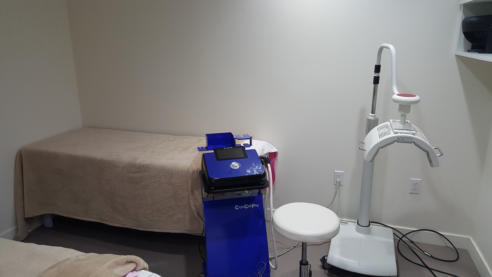 Photo of Metro Dermatology in Queens City, New York, United States - 4 Picture of Point of interest, Establishment, Health, Doctor