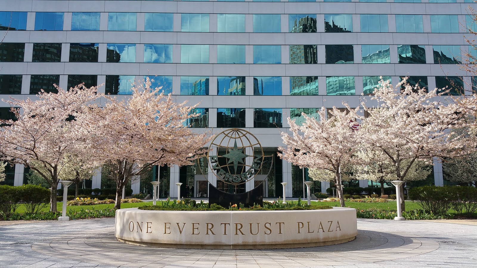 Photo of One Evertrust Plaza in Jersey City, New Jersey, United States - 2 Picture of Point of interest, Establishment, Finance