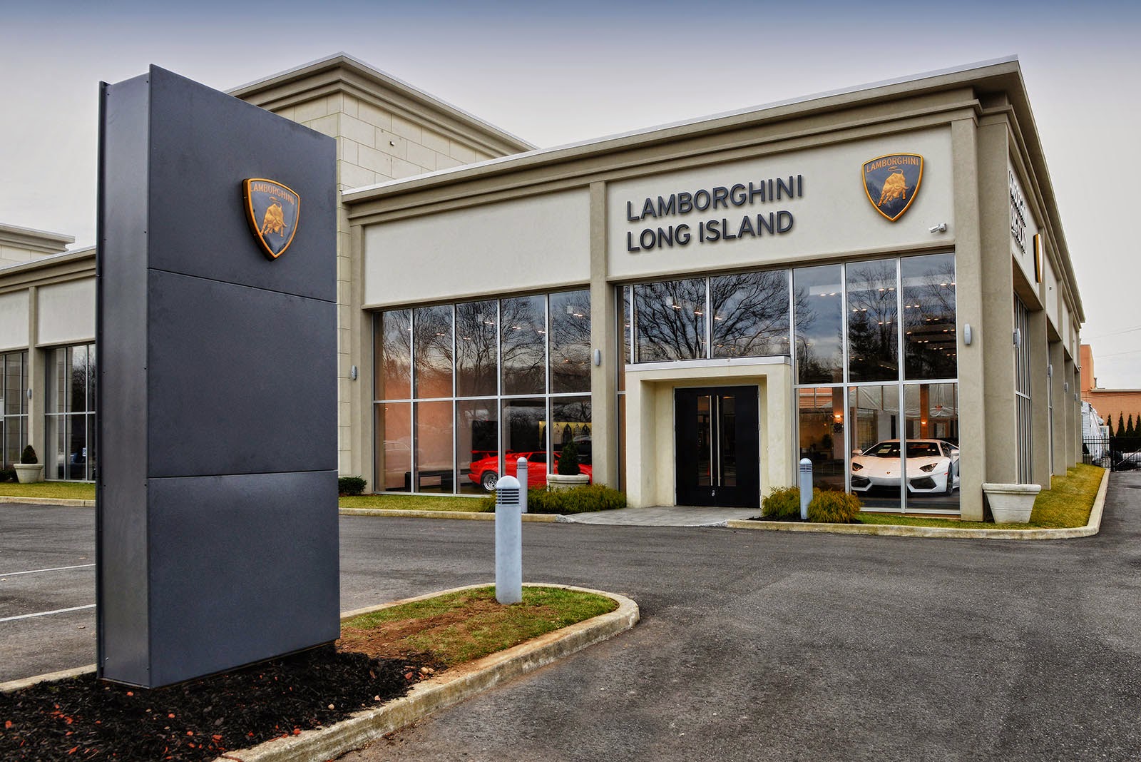 Photo of Lamborghini Long Island in Jericho City, New York, United States - 6 Picture of Point of interest, Establishment, Car dealer, Store