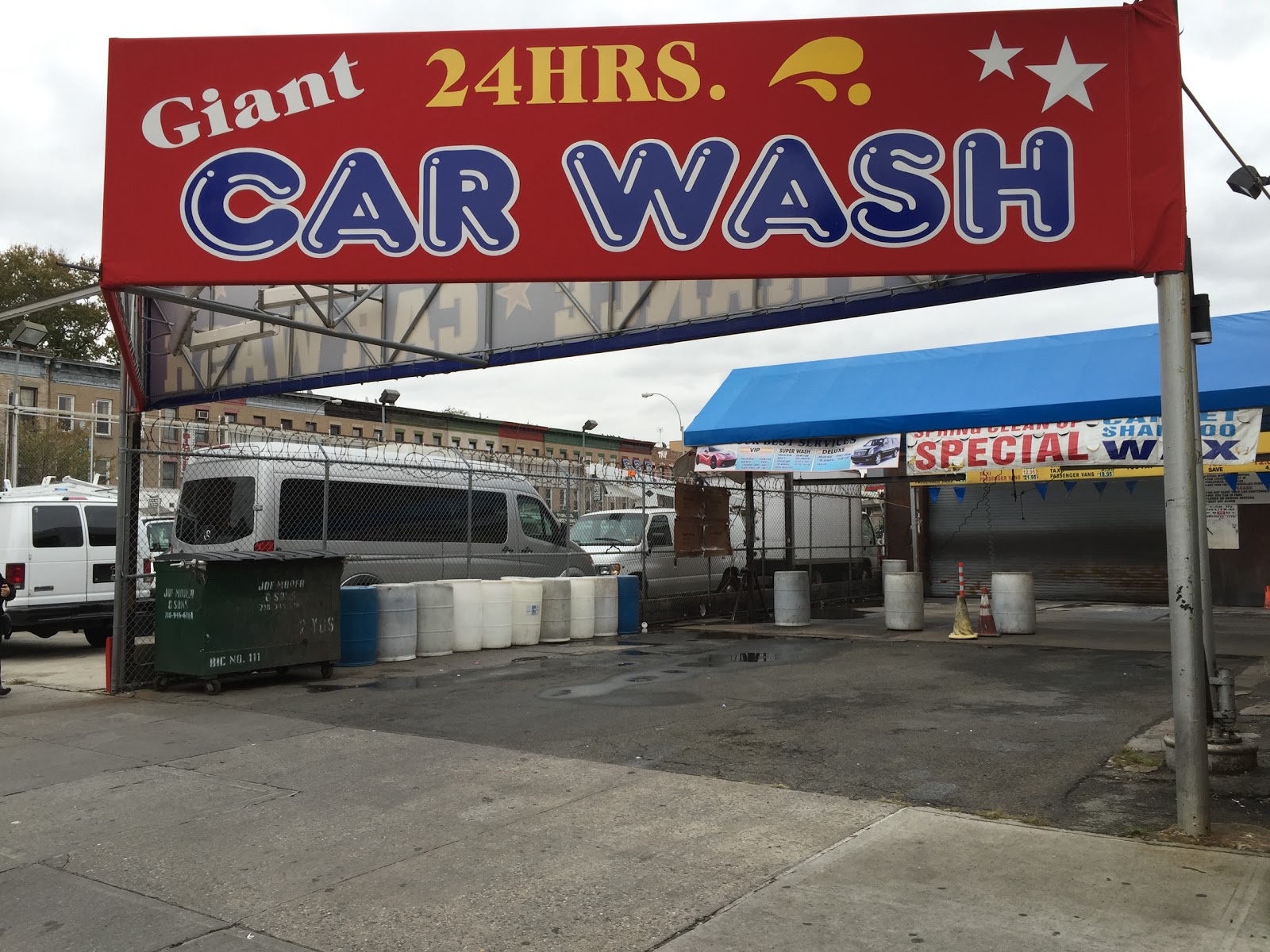 Photo of Giant Car Wash Inc in Kings County City, New York, United States - 1 Picture of Point of interest, Establishment, Car wash