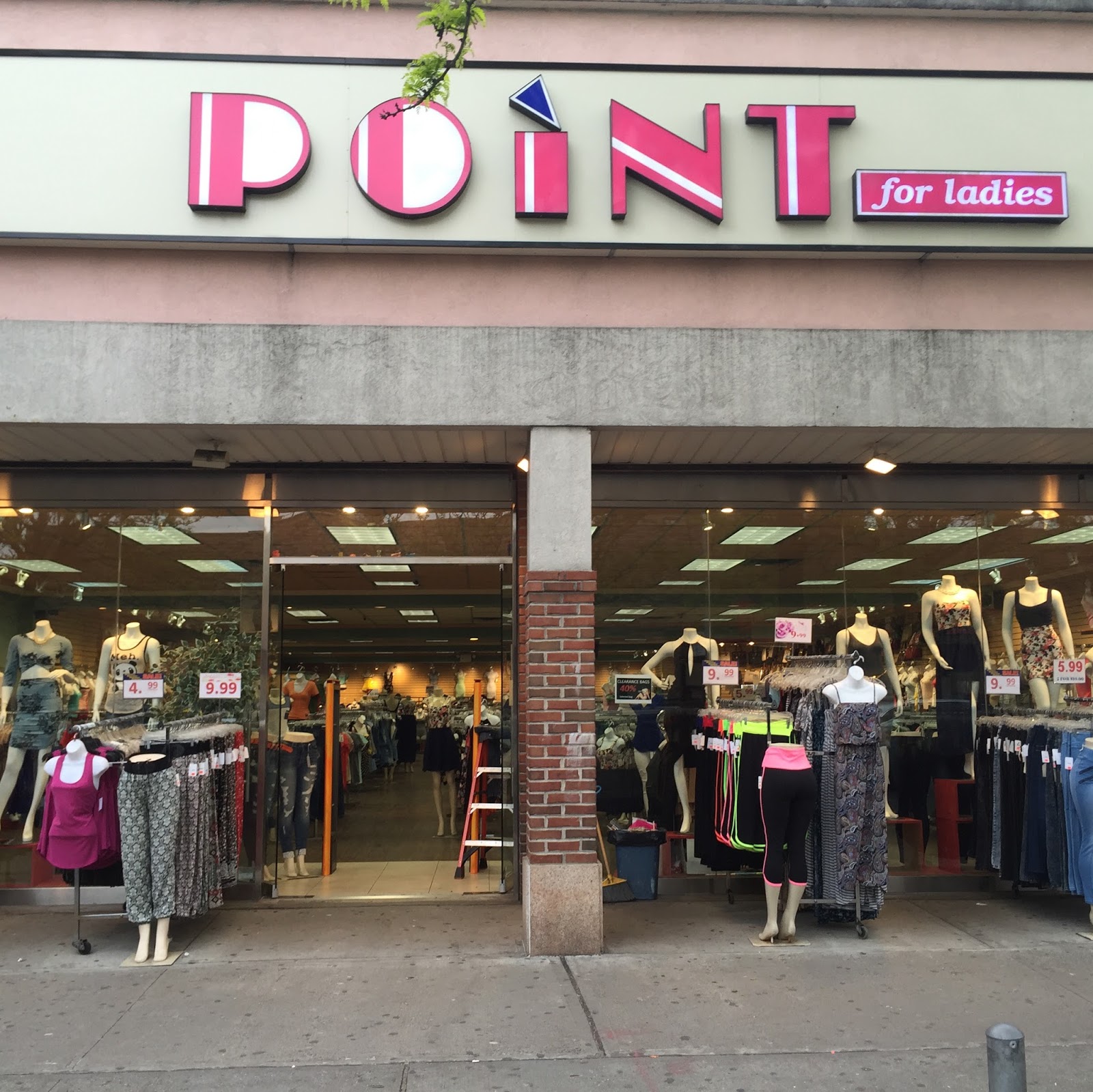 Photo of Point for Ladies in Queens City, New York, United States - 1 Picture of Point of interest, Establishment, Store, Clothing store