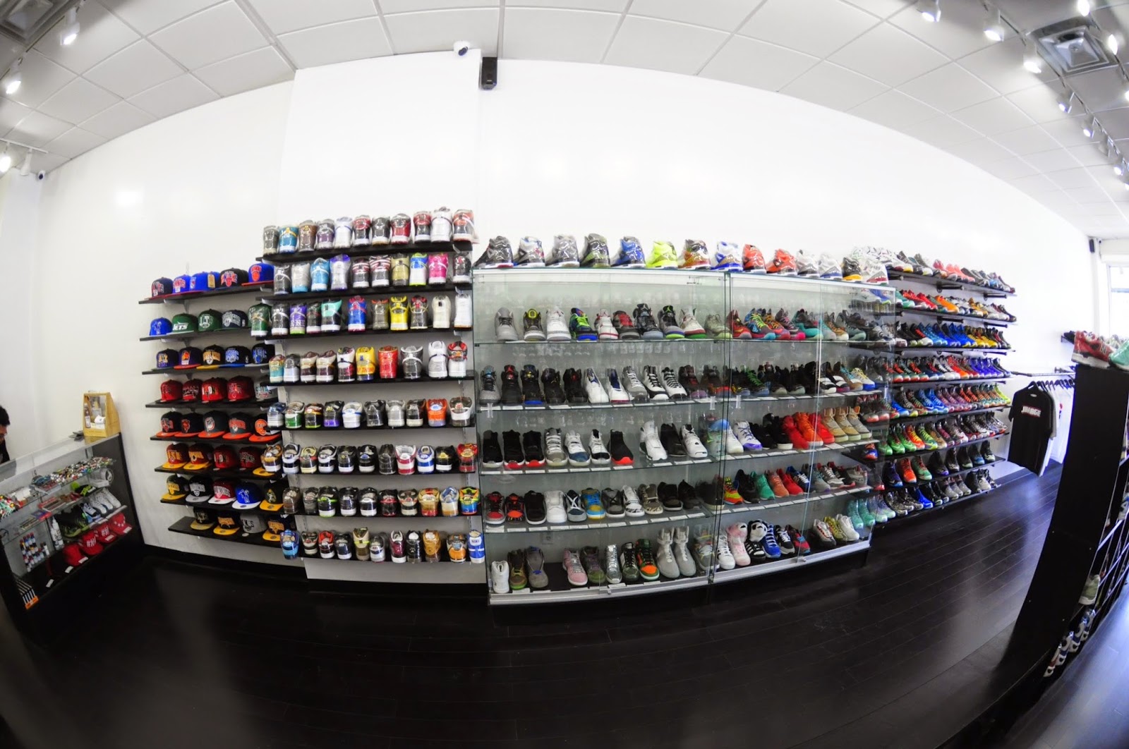 Photo of .IMAGE - Sneaker Consignment Shop in Flushing City, New York, United States - 2 Picture of Point of interest, Establishment, Store