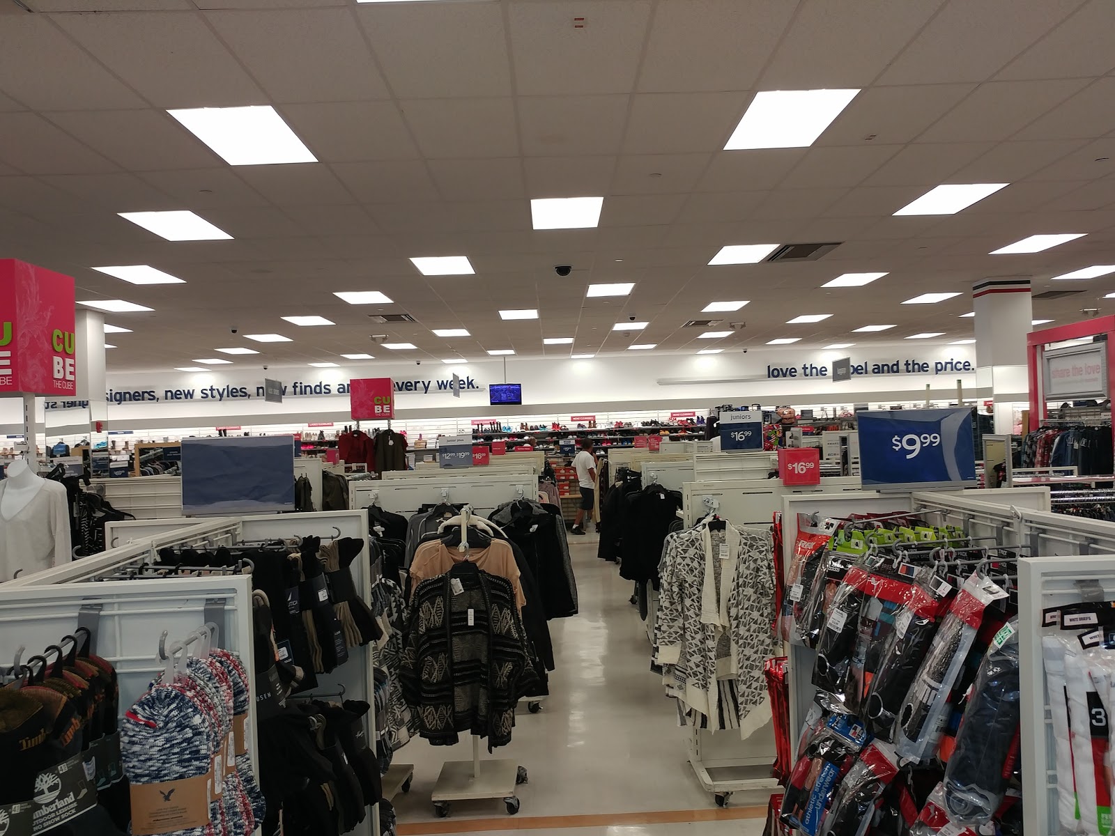Photo of Marshalls in Kings County City, New York, United States - 3 Picture of Point of interest, Establishment, Store, Clothing store, Department store