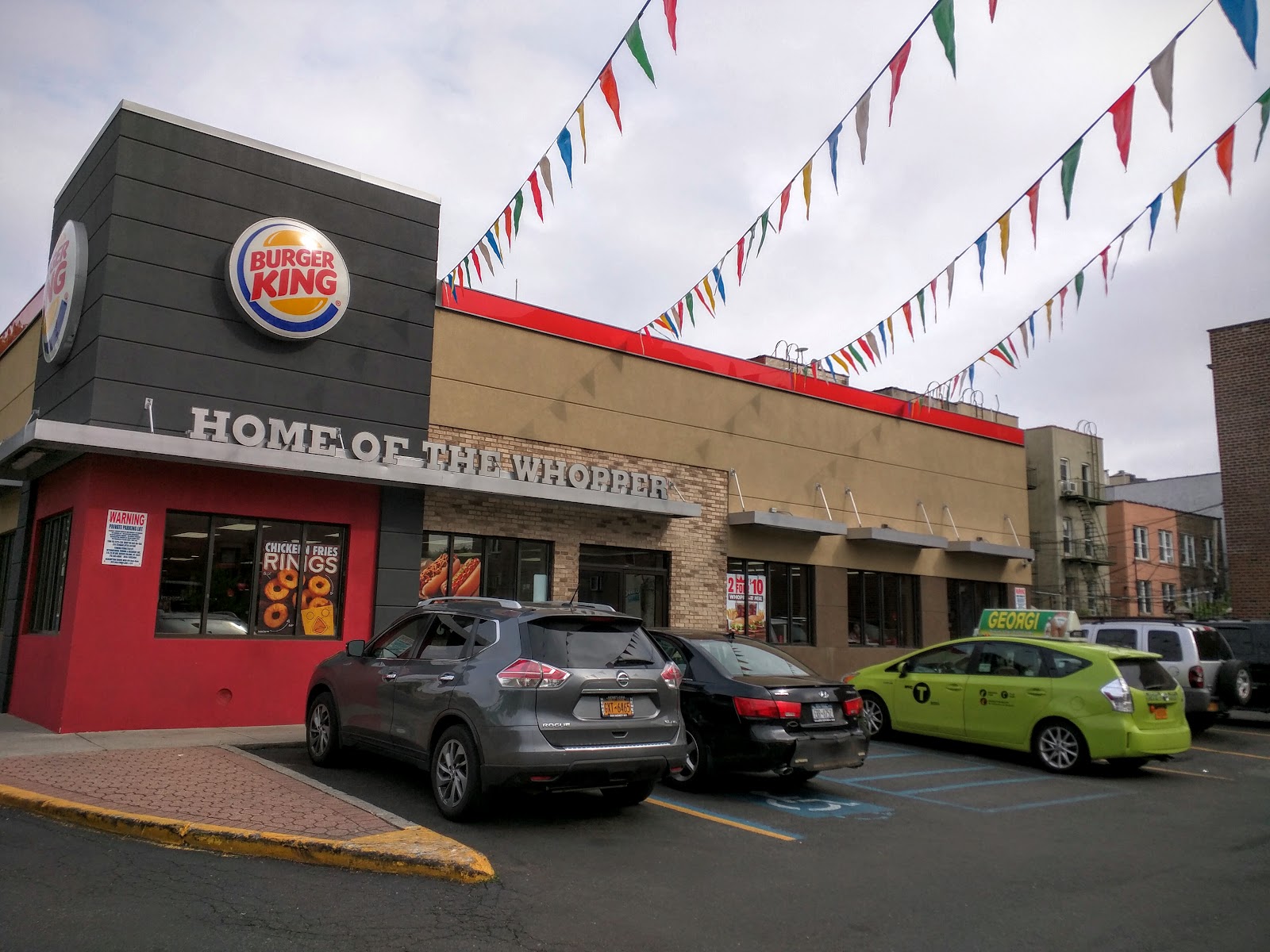 Photo of Burger King in Queens City, New York, United States - 3 Picture of Restaurant, Food, Point of interest, Establishment