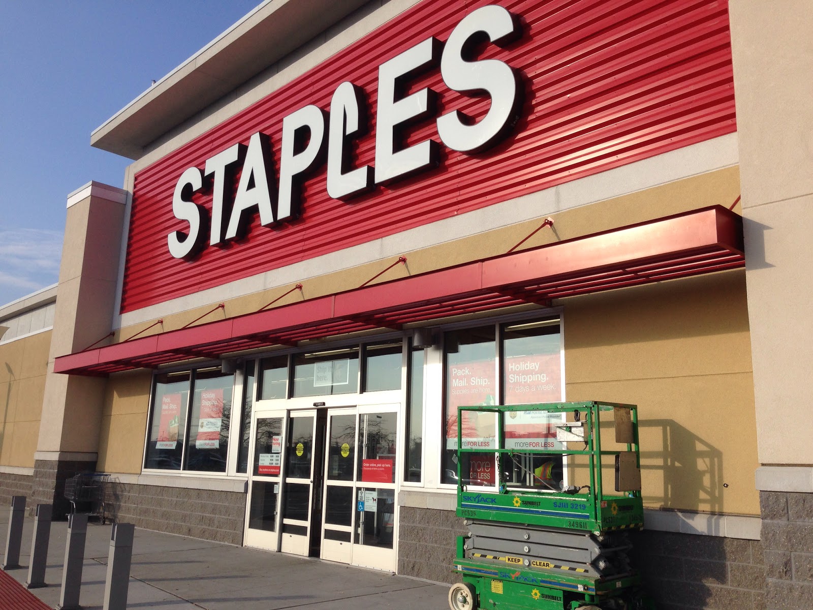 Photo of Staples in Jersey City, New Jersey, United States - 1 Picture of Point of interest, Establishment, Store, Home goods store, Electronics store, Furniture store