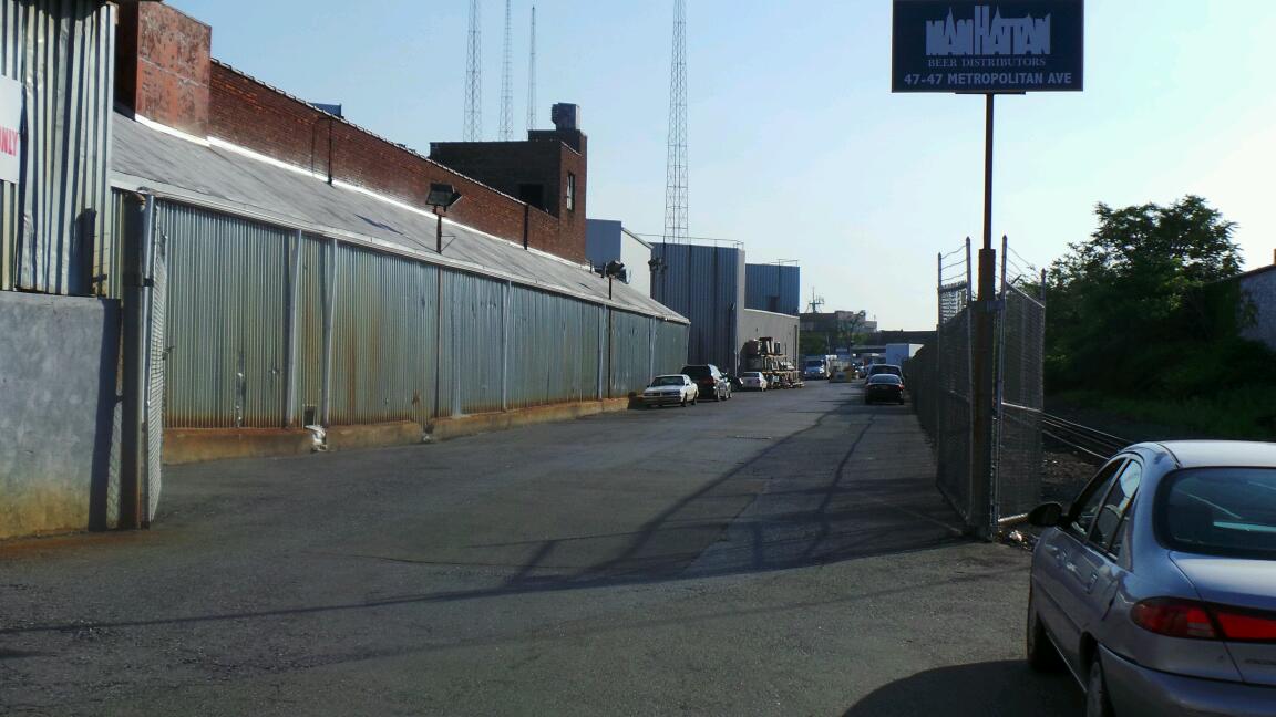 Photo of Manhattan Beer Distributors in Ridgewood City, New York, United States - 1 Picture of Point of interest, Establishment, Store, Liquor store