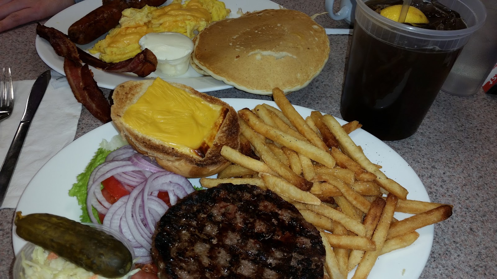 Photo of Benny's Luncheonette in Fair Lawn City, New Jersey, United States - 5 Picture of Restaurant, Food, Point of interest, Establishment, Store, Bakery