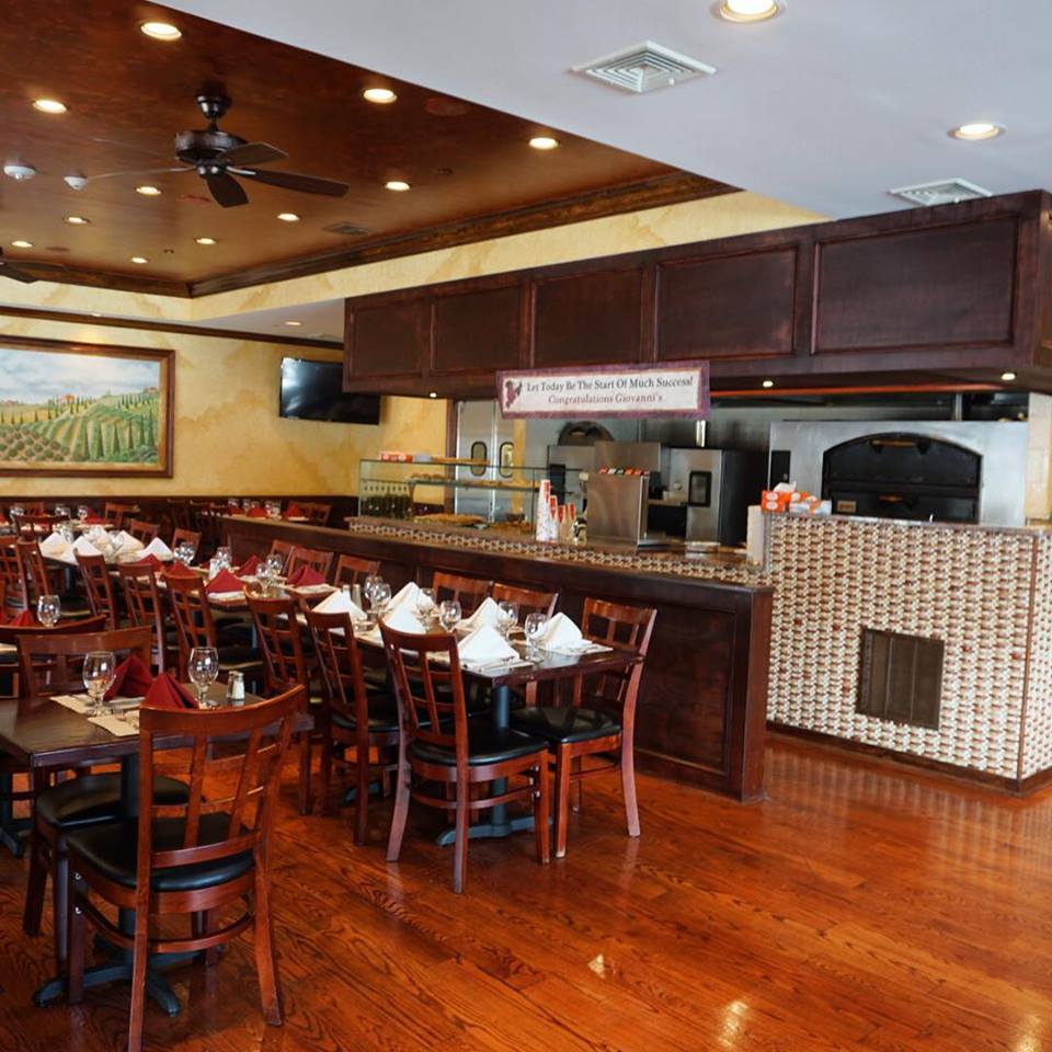 Photo of Giovanni's Pizzeria and Restaurant in Valley Stream City, New York, United States - 1 Picture of Restaurant, Food, Point of interest, Establishment