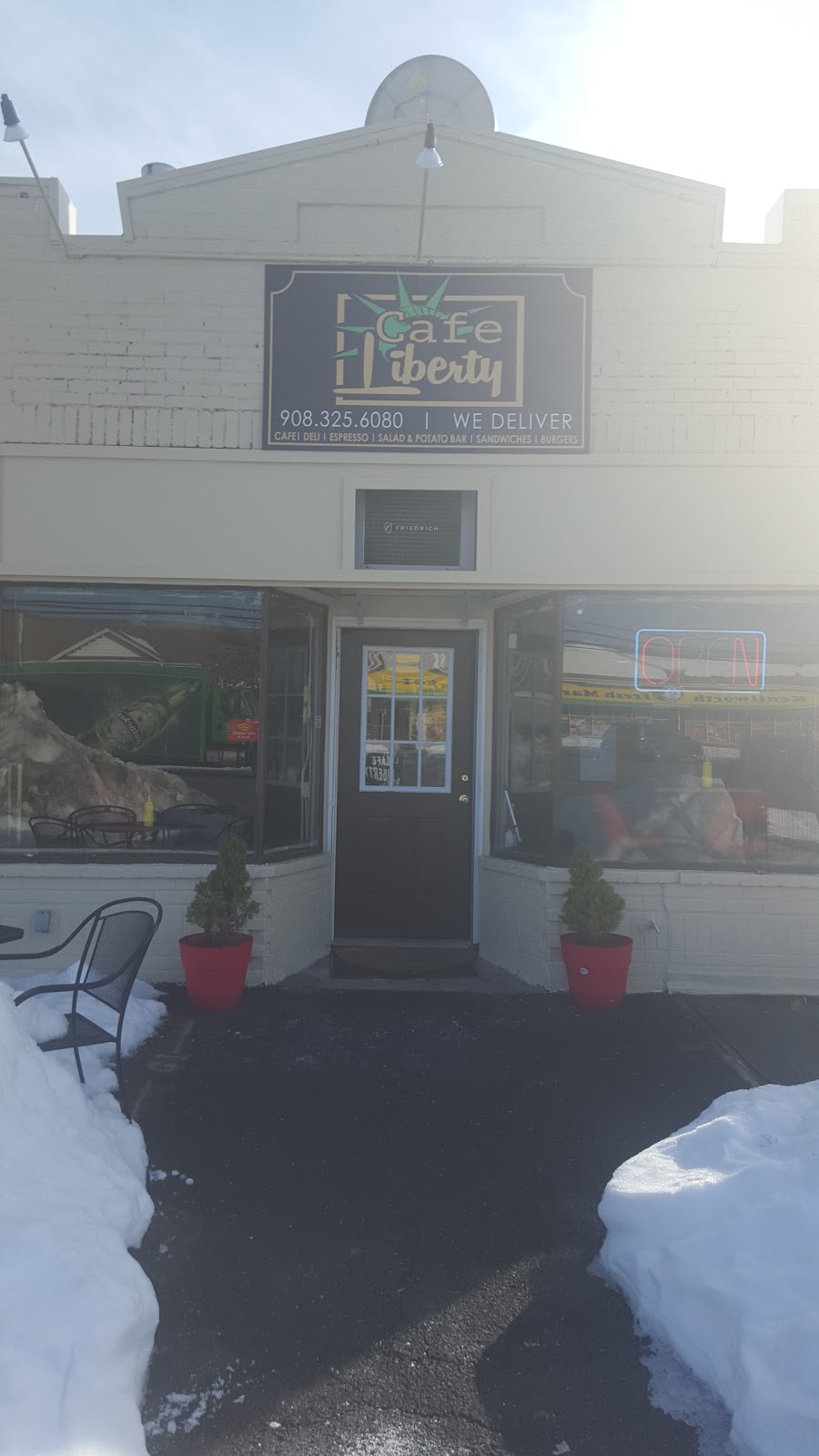 Photo of Cafe Liberty in Kenilworth City, New Jersey, United States - 1 Picture of Restaurant, Food, Point of interest, Establishment