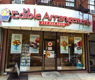 Photo of Edible Arrangements in New York City, New York, United States - 2 Picture of Food, Point of interest, Establishment, Store, Grocery or supermarket, Home goods store, Florist