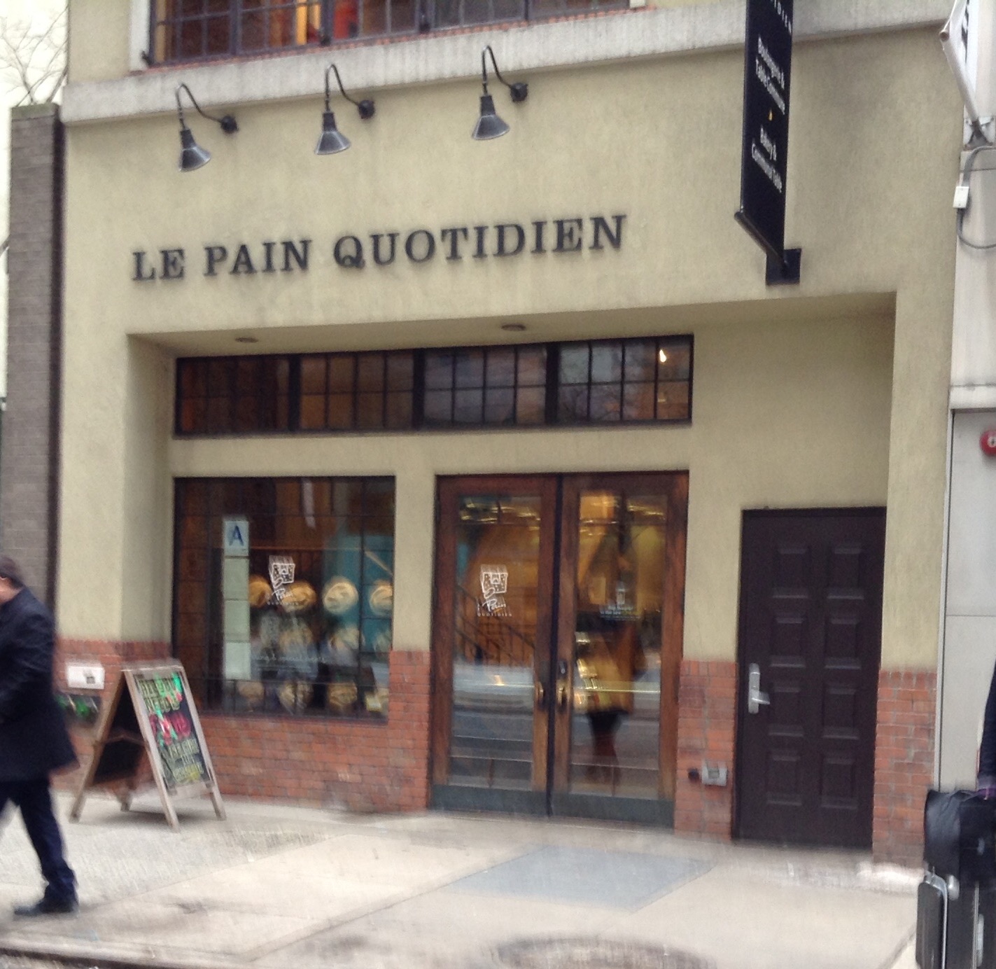 Photo of Le Pain Quotidien 53rd Street in New York City, New York, United States - 1 Picture of Restaurant, Food, Point of interest, Establishment, Store, Meal takeaway, Cafe, Bakery