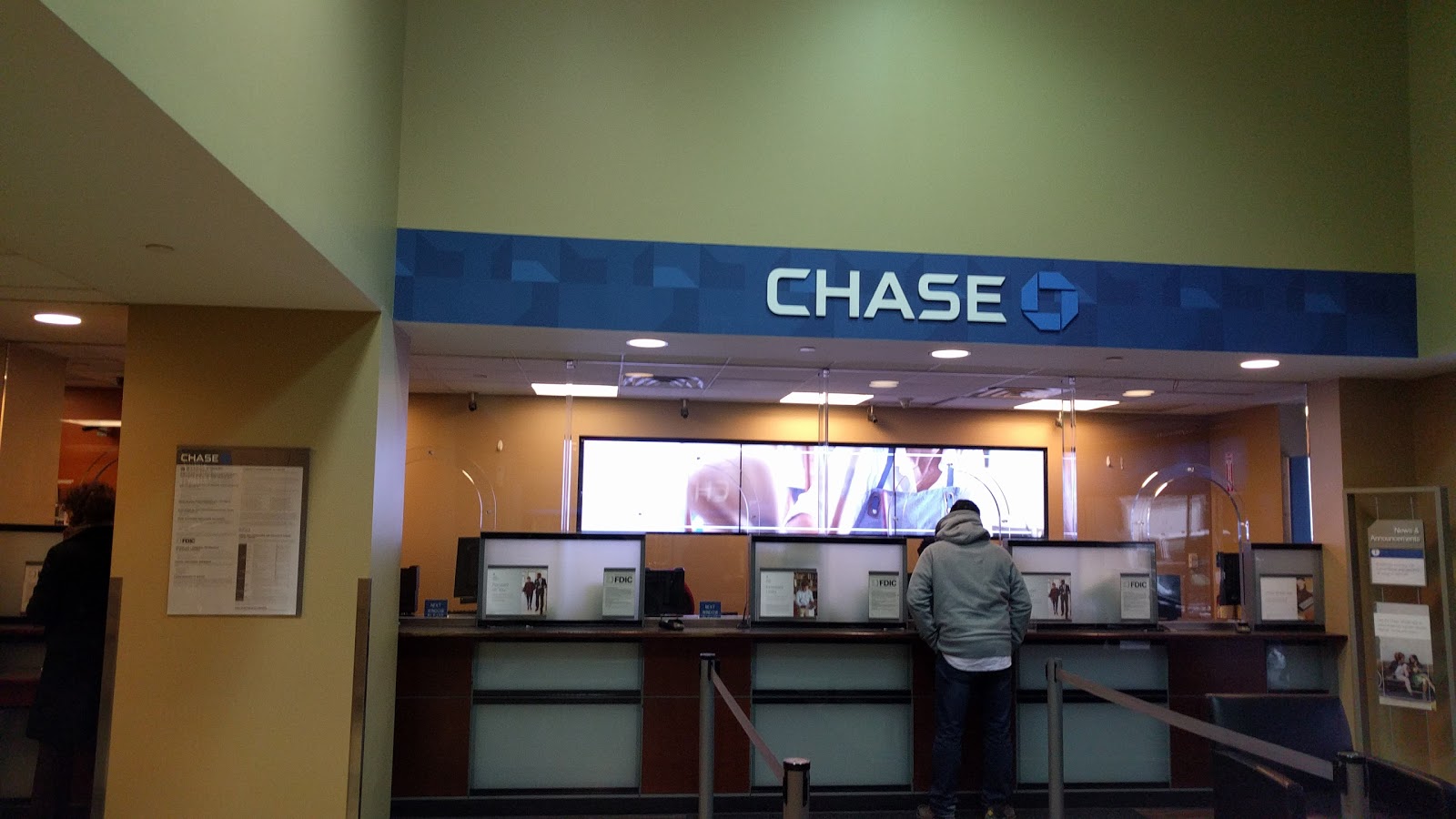 Photo of Chase in New York City, New York, United States - 2 Picture of Point of interest, Establishment, Finance, Bank