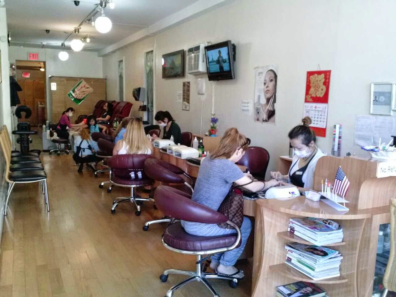 Photo of Alice's Nail Spa Inc in Staten Island City, New York, United States - 1 Picture of Point of interest, Establishment, Beauty salon, Hair care