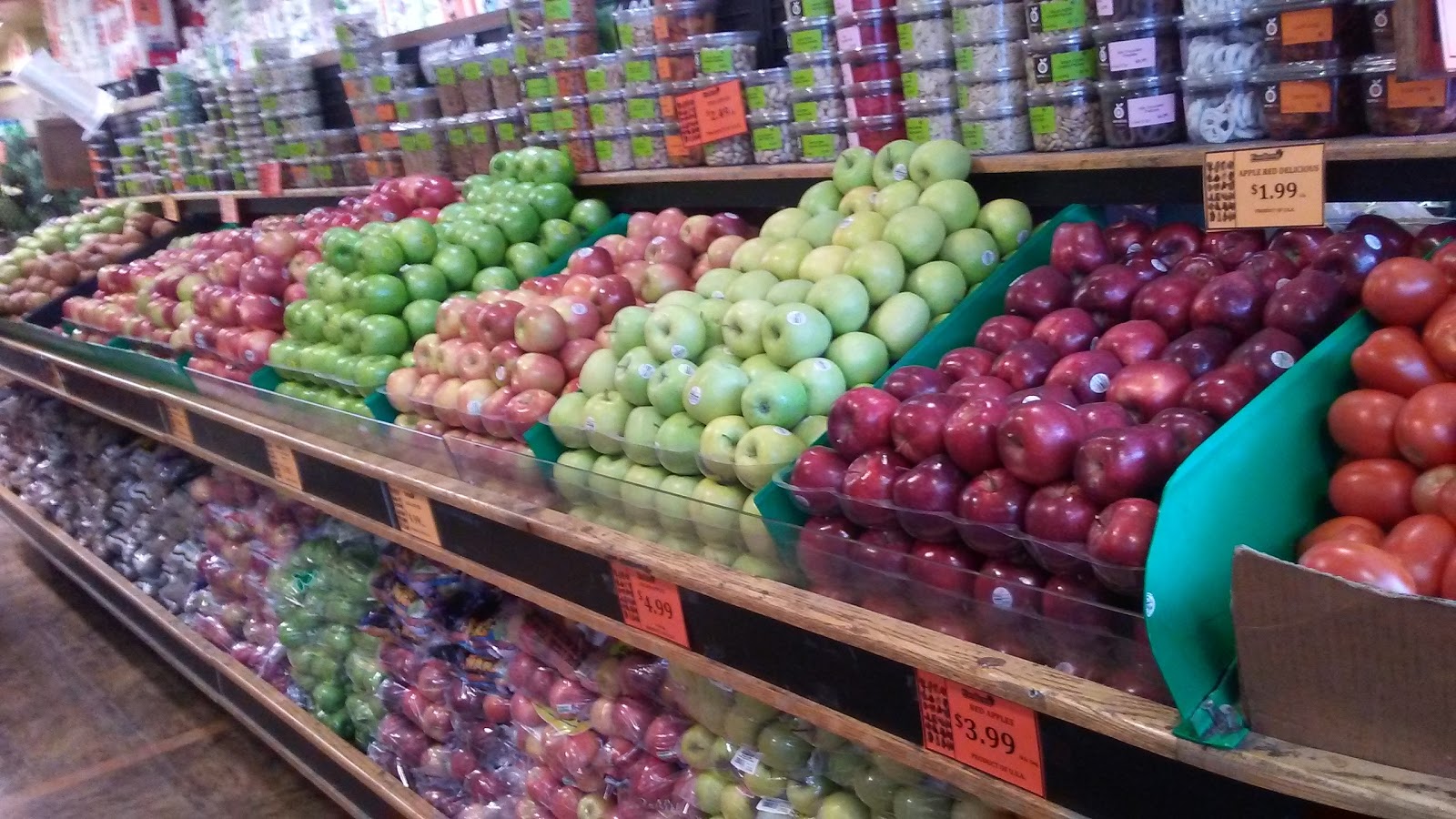 Photo of Foodtown Supermarket in Queens City, New York, United States - 1 Picture of Food, Point of interest, Establishment, Store, Grocery or supermarket