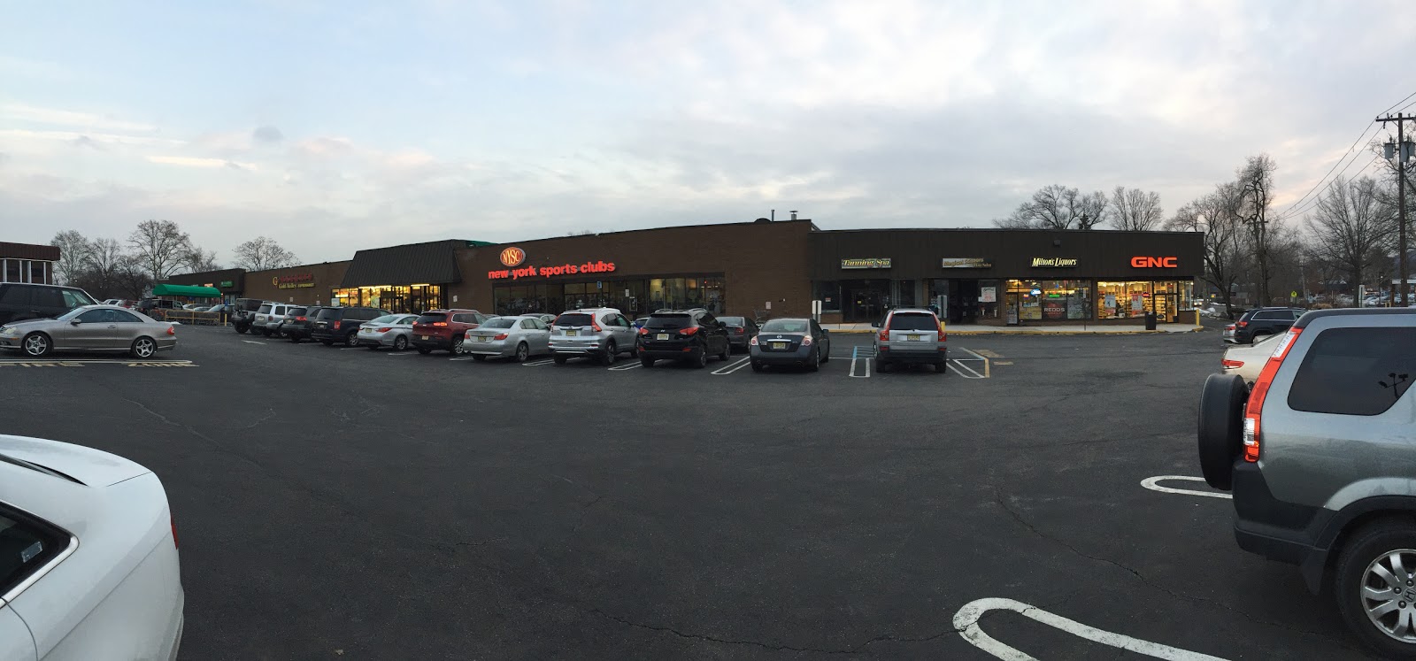 Photo of Milton's Wine & Liquors in Springfield Township City, New Jersey, United States - 7 Picture of Food, Point of interest, Establishment, Store, Liquor store