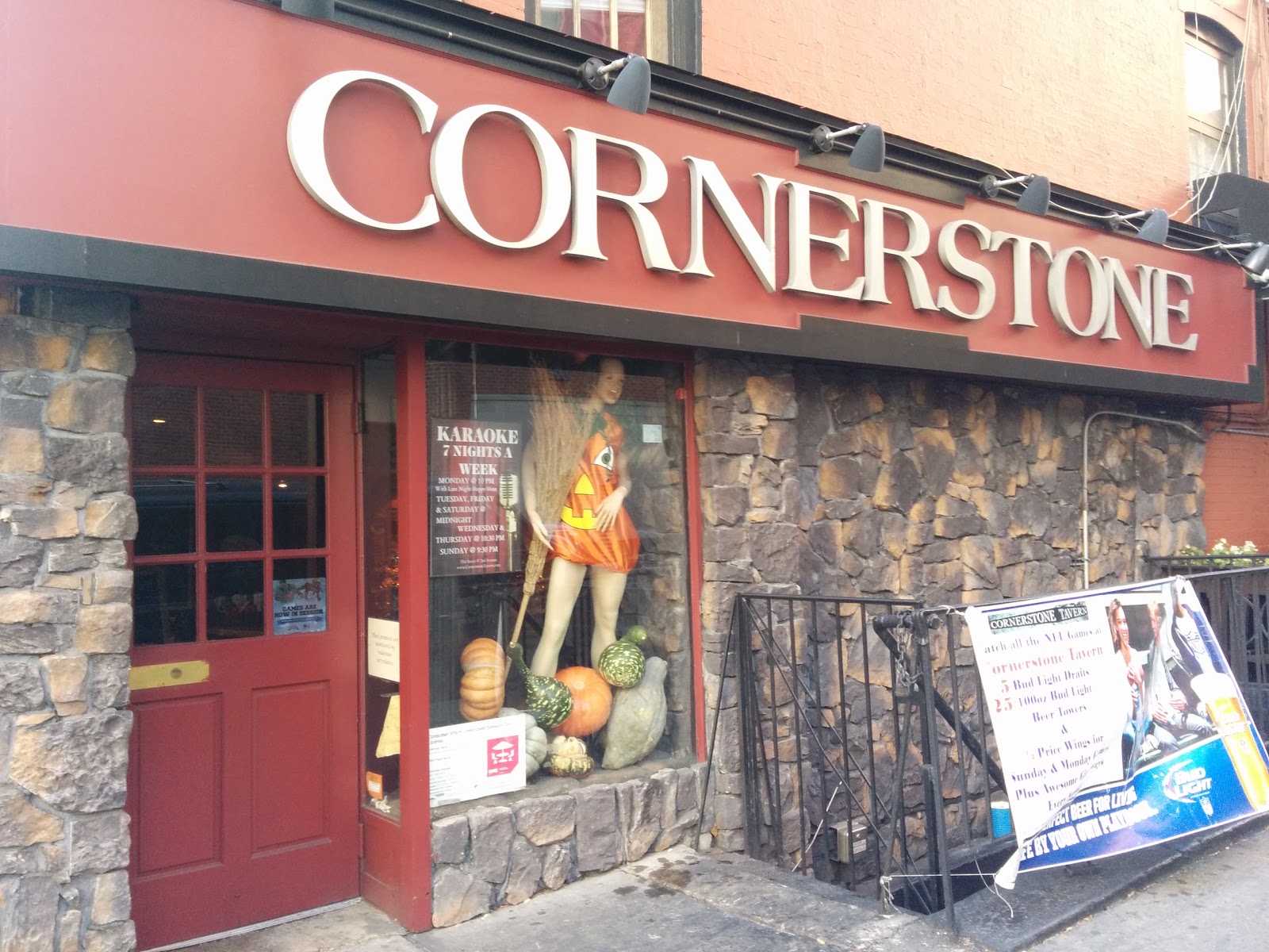 Photo of Cornerstone Tavern in New York City, New York, United States - 6 Picture of Restaurant, Food, Point of interest, Establishment, Bar