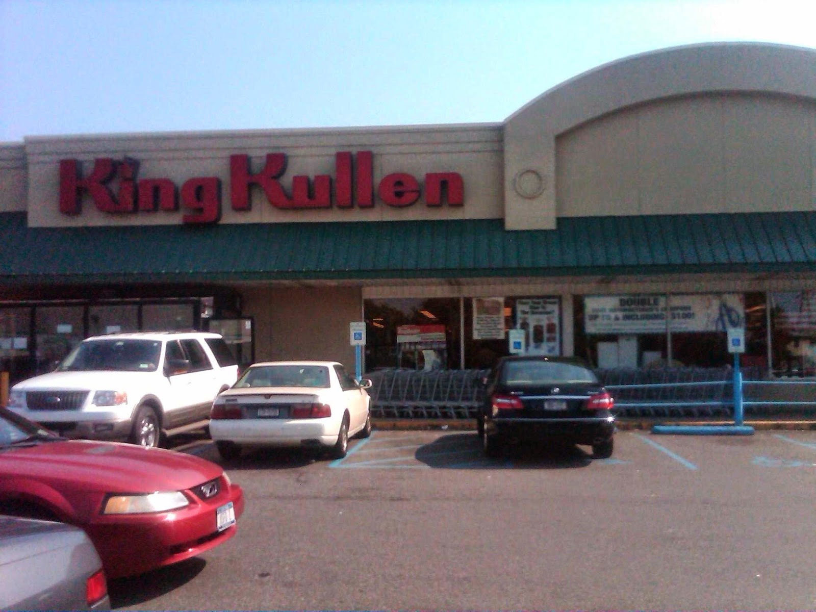 Photo of King Kullen in Hewlett City, New York, United States - 2 Picture of Food, Point of interest, Establishment, Store, Grocery or supermarket, Bakery