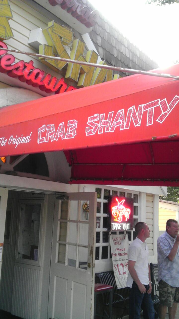 Photo of The Original Crab Shanty Restaurant in Bronx City, New York, United States - 2 Picture of Restaurant, Food, Point of interest, Establishment, Bar
