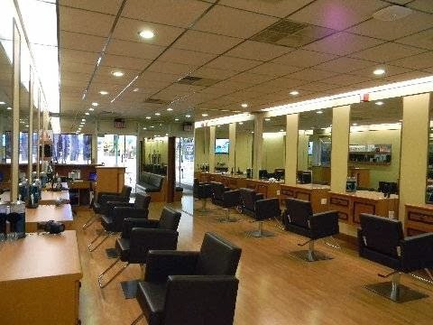 Photo of B Dinelli Hair Salon in Teaneck City, New Jersey, United States - 2 Picture of Point of interest, Establishment, Beauty salon, Hair care