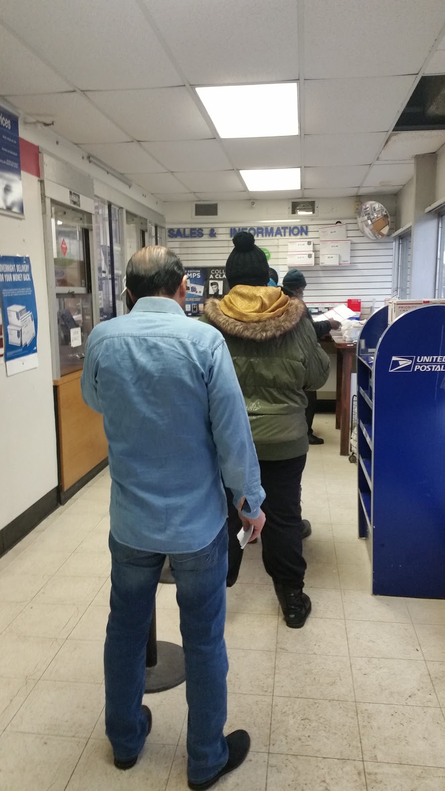 Photo of US Post Office in Queens City, New York, United States - 1 Picture of Point of interest, Establishment, Finance, Post office