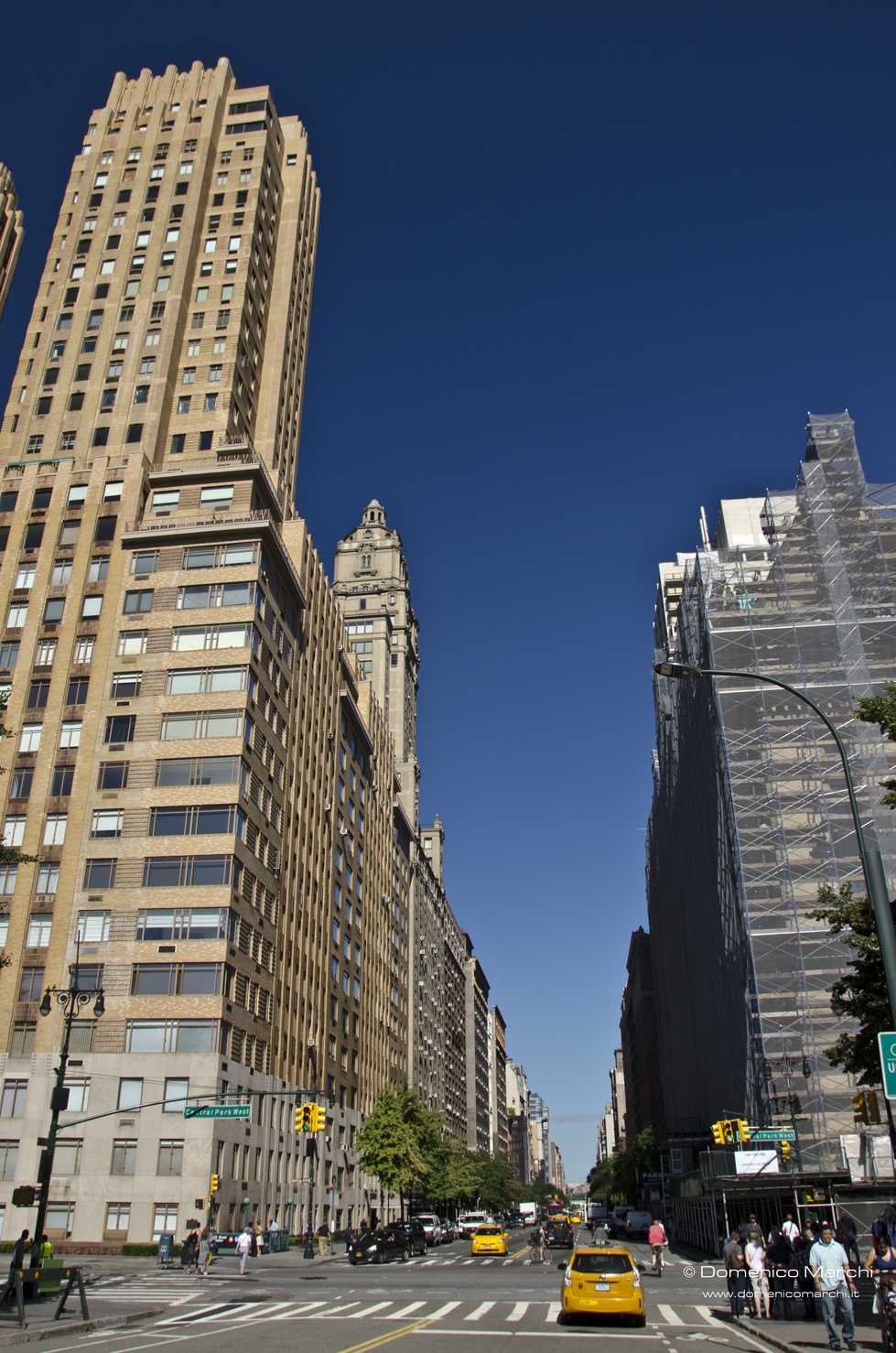 Photo of Edificio Dakota in New York City, New York, United States - 1 Picture of Point of interest, Establishment