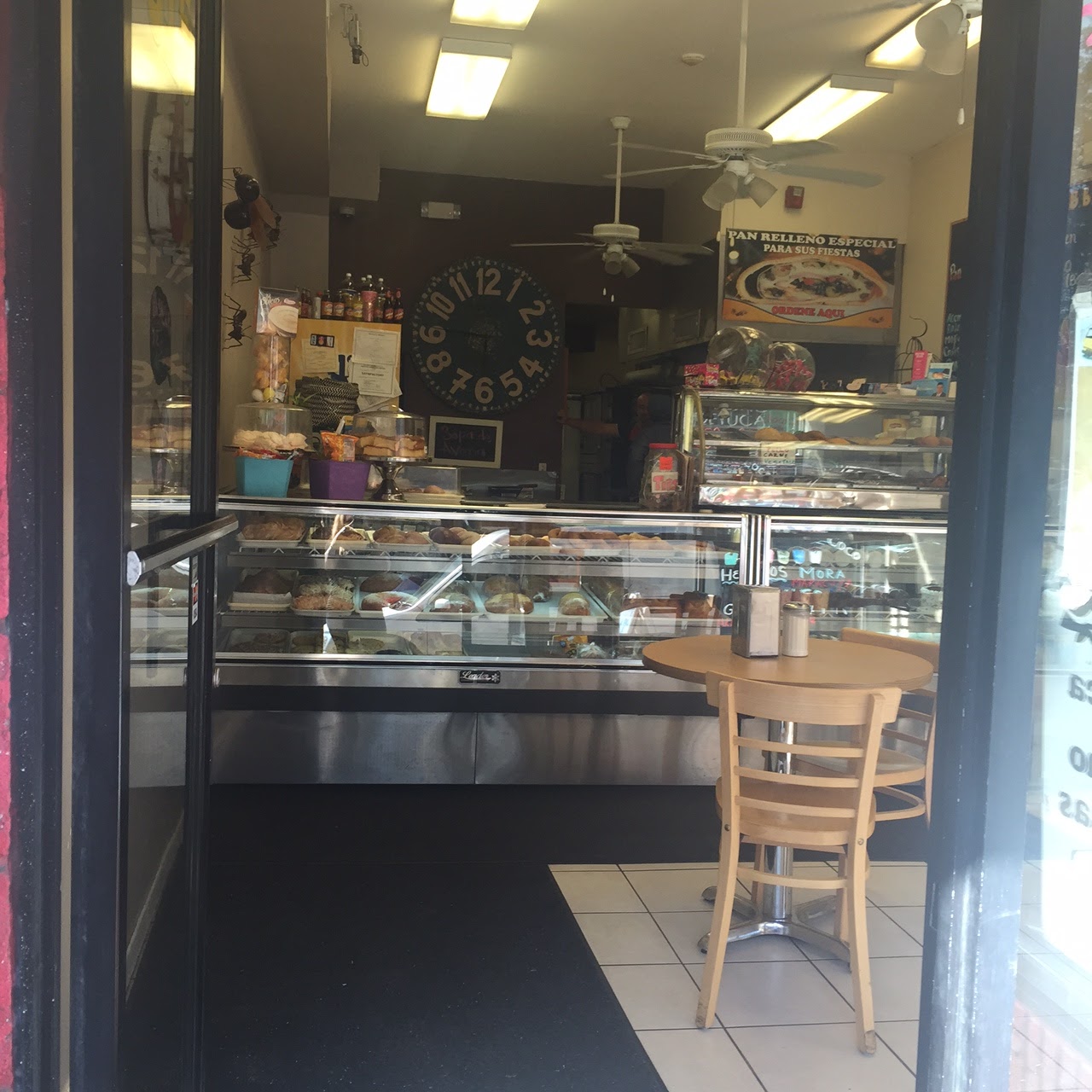 Photo of Don Ricky Colombian Bakery in Elizabeth City, New Jersey, United States - 2 Picture of Food, Point of interest, Establishment, Store, Bakery