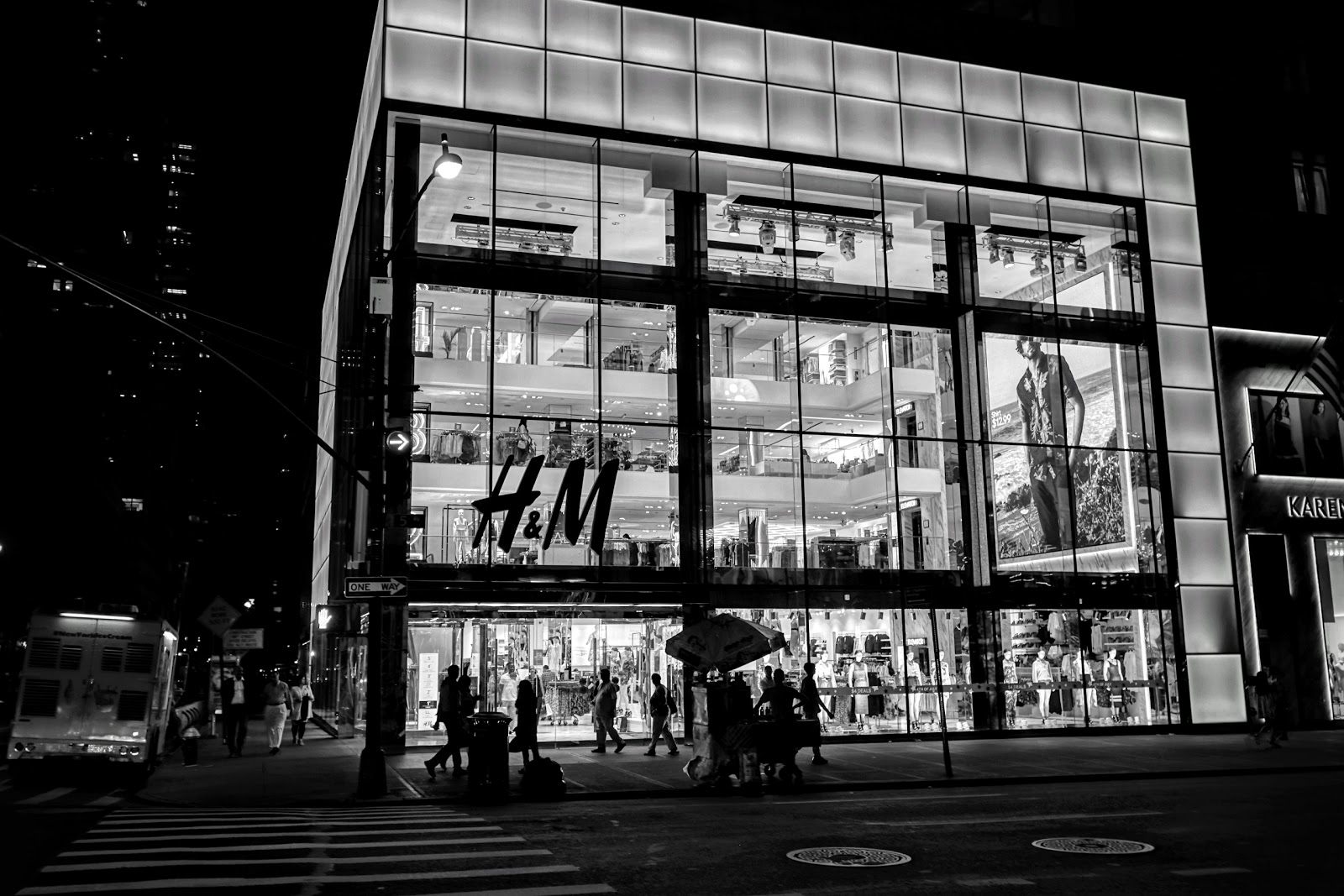 Photo of H&M in New York City, New York, United States - 6 Picture of Point of interest, Establishment, Store, Clothing store