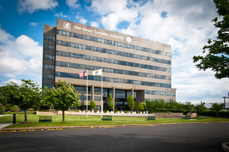 Photo of Regus Woodbridge in Woodbridge Township City, New Jersey, United States - 3 Picture of Point of interest, Establishment, Real estate agency