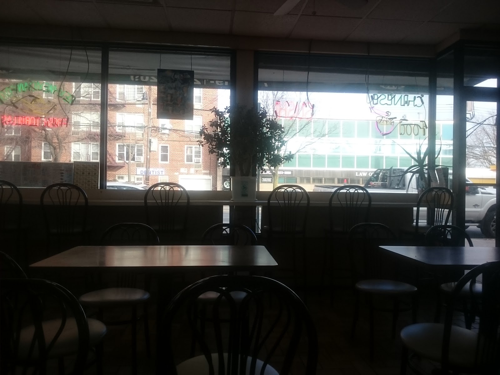 Photo of Mr Q's in Bronx City, New York, United States - 1 Picture of Restaurant, Food, Point of interest, Establishment