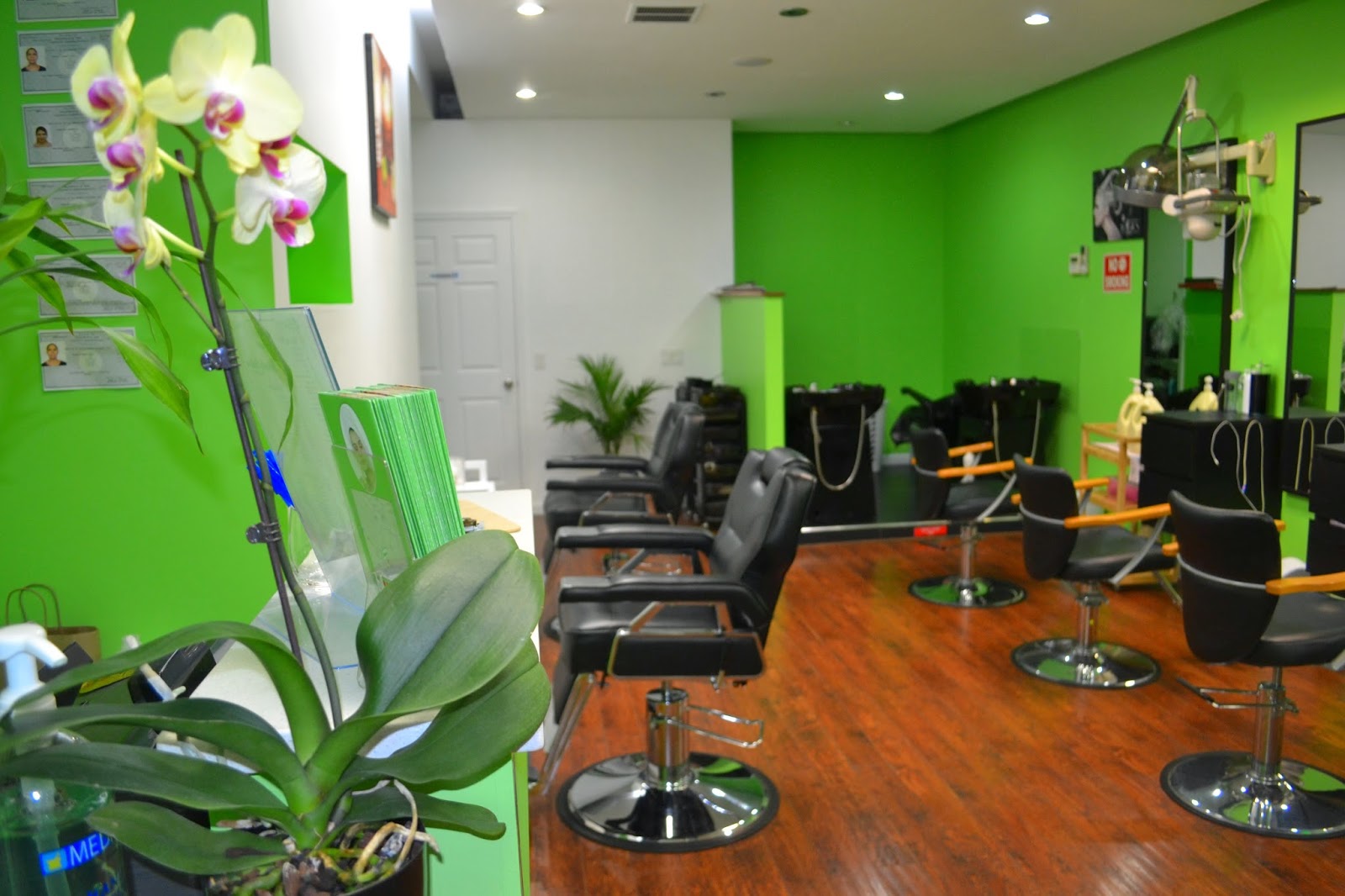 Photo of Omni Beauty Salon in Kings County City, New York, United States - 7 Picture of Point of interest, Establishment, Beauty salon