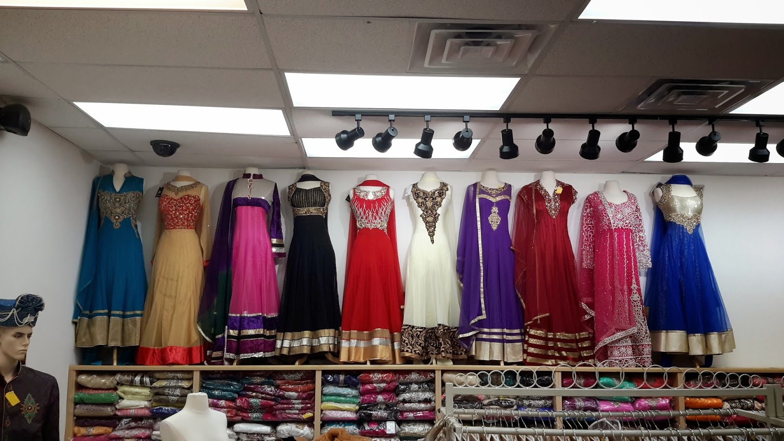 Photo of Nazranaa in Woodbridge Township City, New Jersey, United States - 5 Picture of Point of interest, Establishment, Store, Clothing store