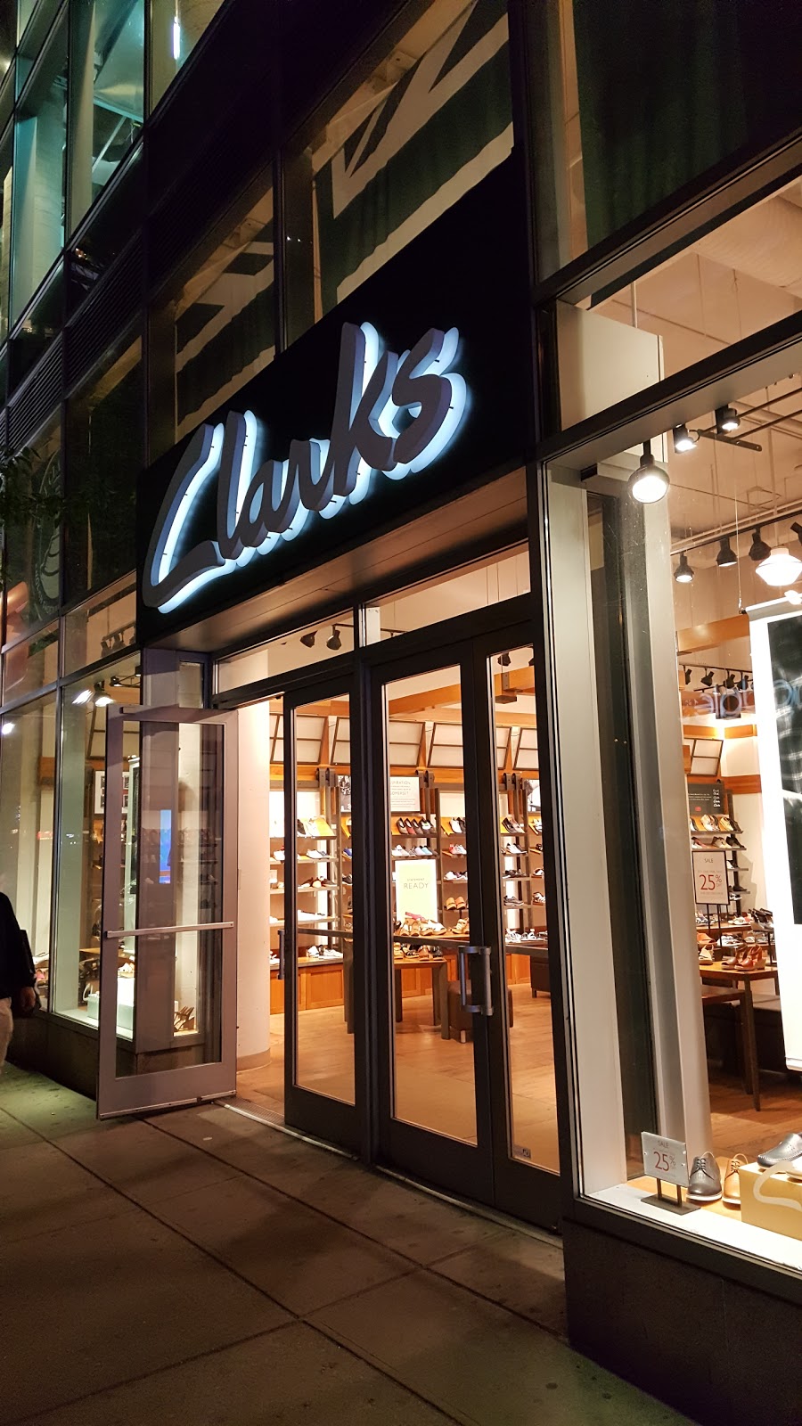 Photo of Clarks #743 in New York City, New York, United States - 2 Picture of Point of interest, Establishment, Store, Shoe store