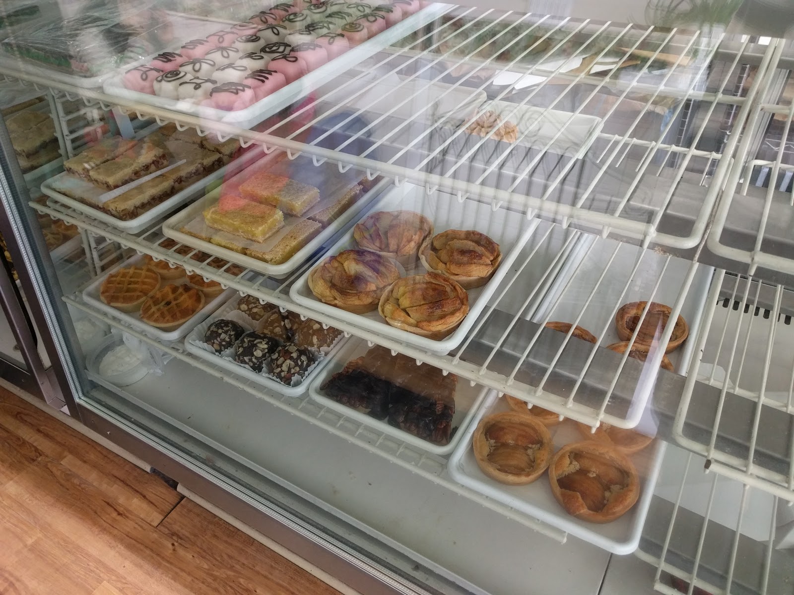 Photo of Bonelle Pastry Shop in Flushing City, New York, United States - 3 Picture of Food, Point of interest, Establishment, Store, Bakery