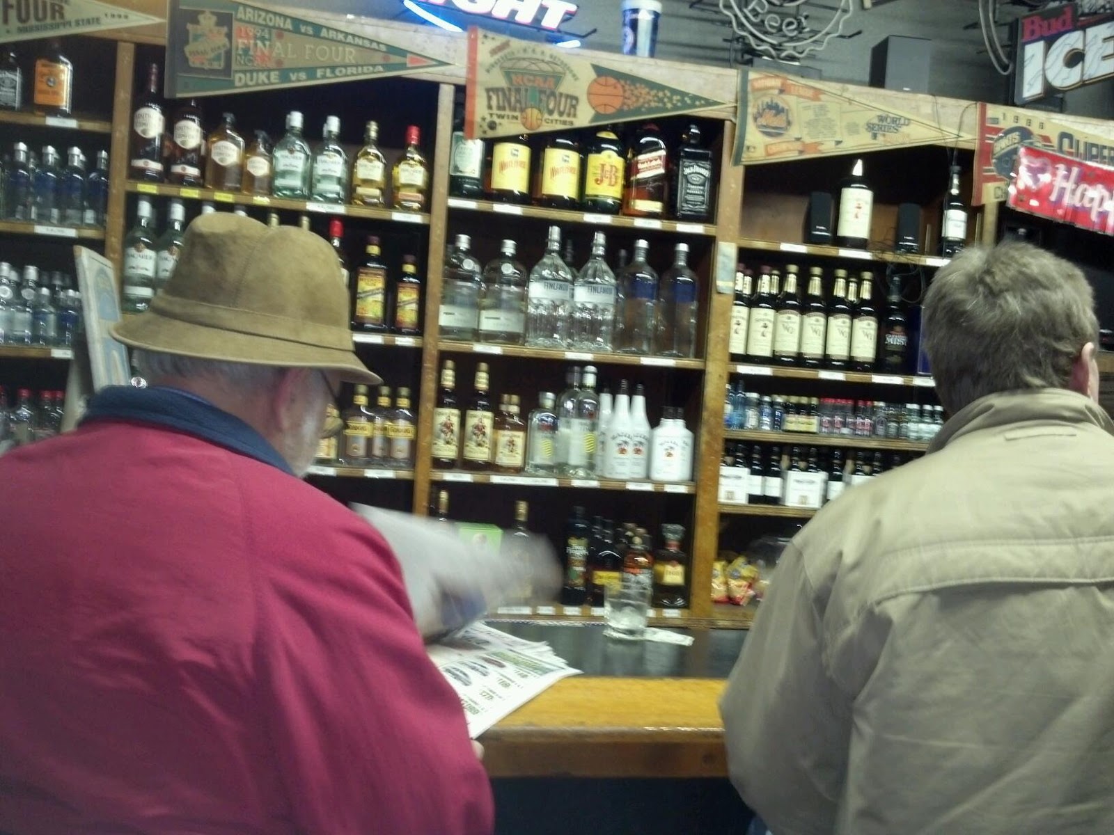 Photo of Edward's Bar & Liquors in Wallington City, New Jersey, United States - 1 Picture of Point of interest, Establishment, Store, Bar, Liquor store