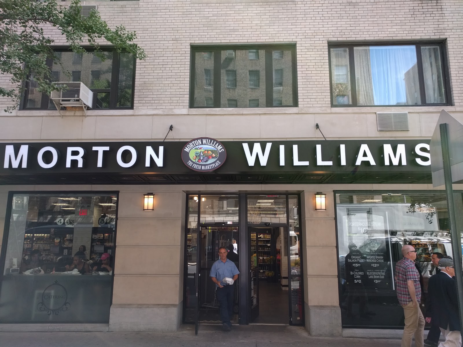 Photo of Morton Williams Supermarkets in New York City, New York, United States - 1 Picture of Food, Point of interest, Establishment, Store, Grocery or supermarket