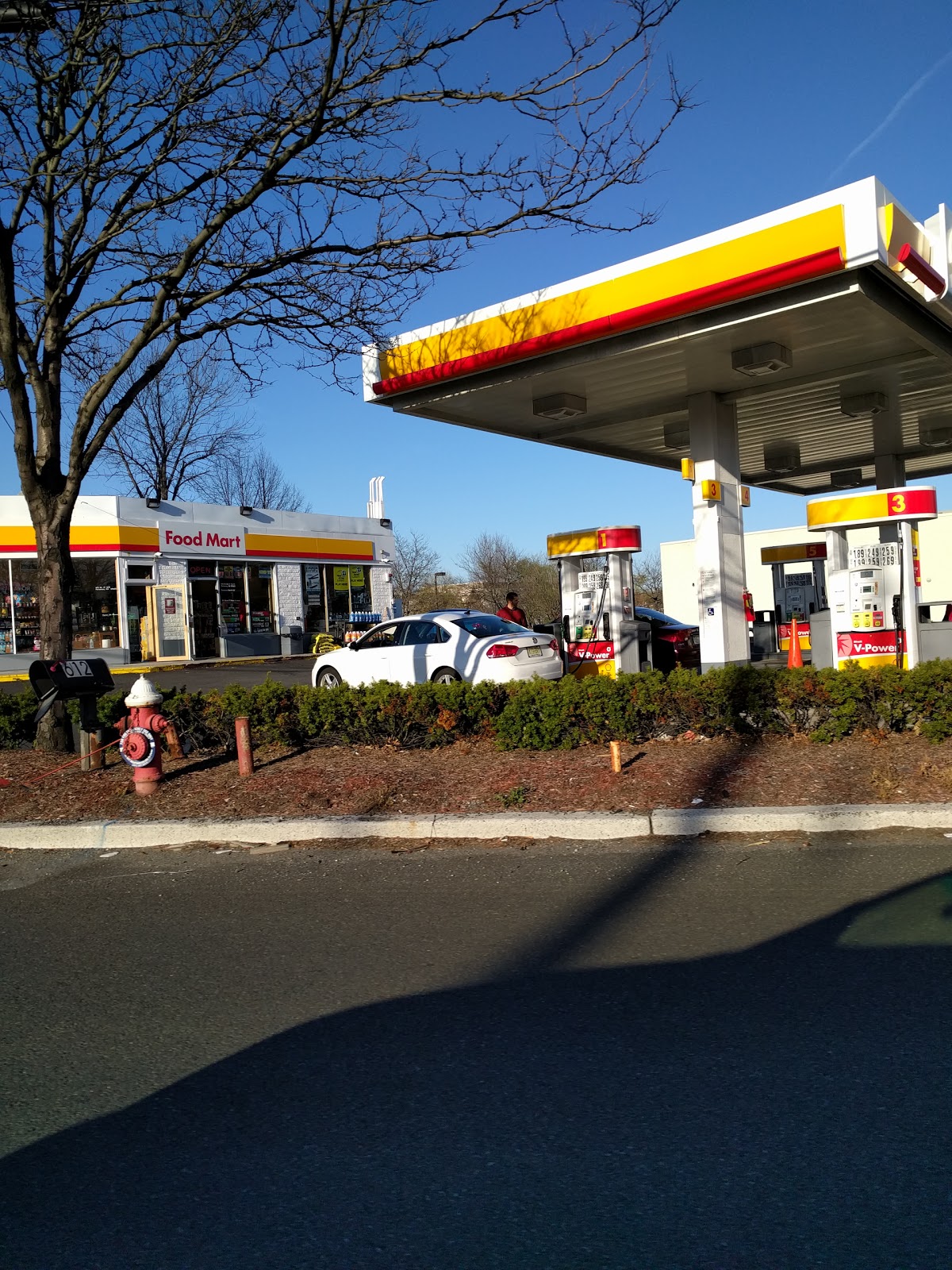 Photo of Shell Gas Station in Paramus City, New Jersey, United States - 1 Picture of Point of interest, Establishment, Gas station