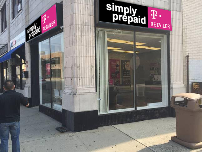 Photo of T-Mobile Simply Prepaid in Hackensack City, New Jersey, United States - 1 Picture of Point of interest, Establishment, Store